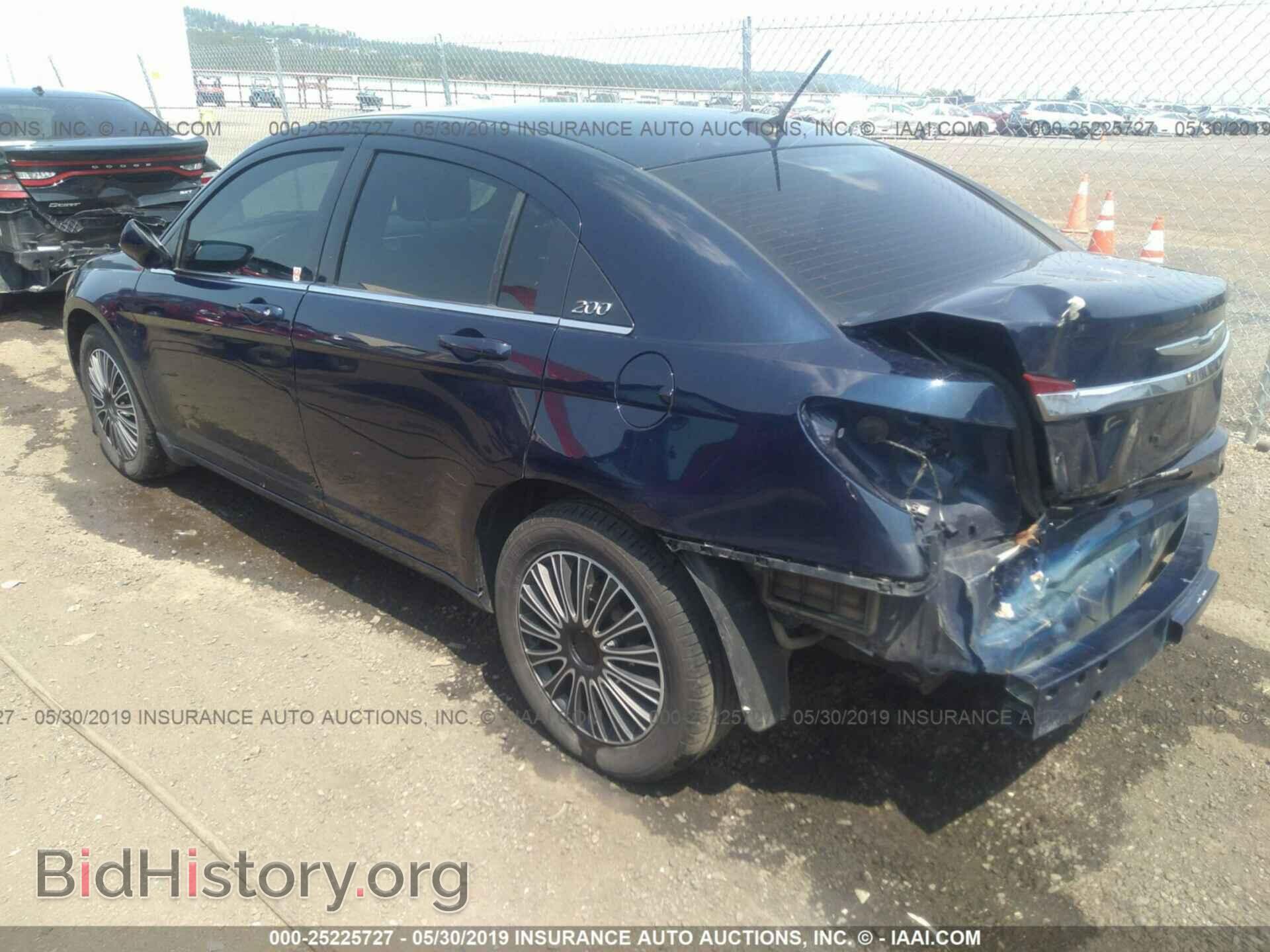 2014 CHRYSLER 200 - VIN: 1C3CCBAB3EN207464 - Photo 3