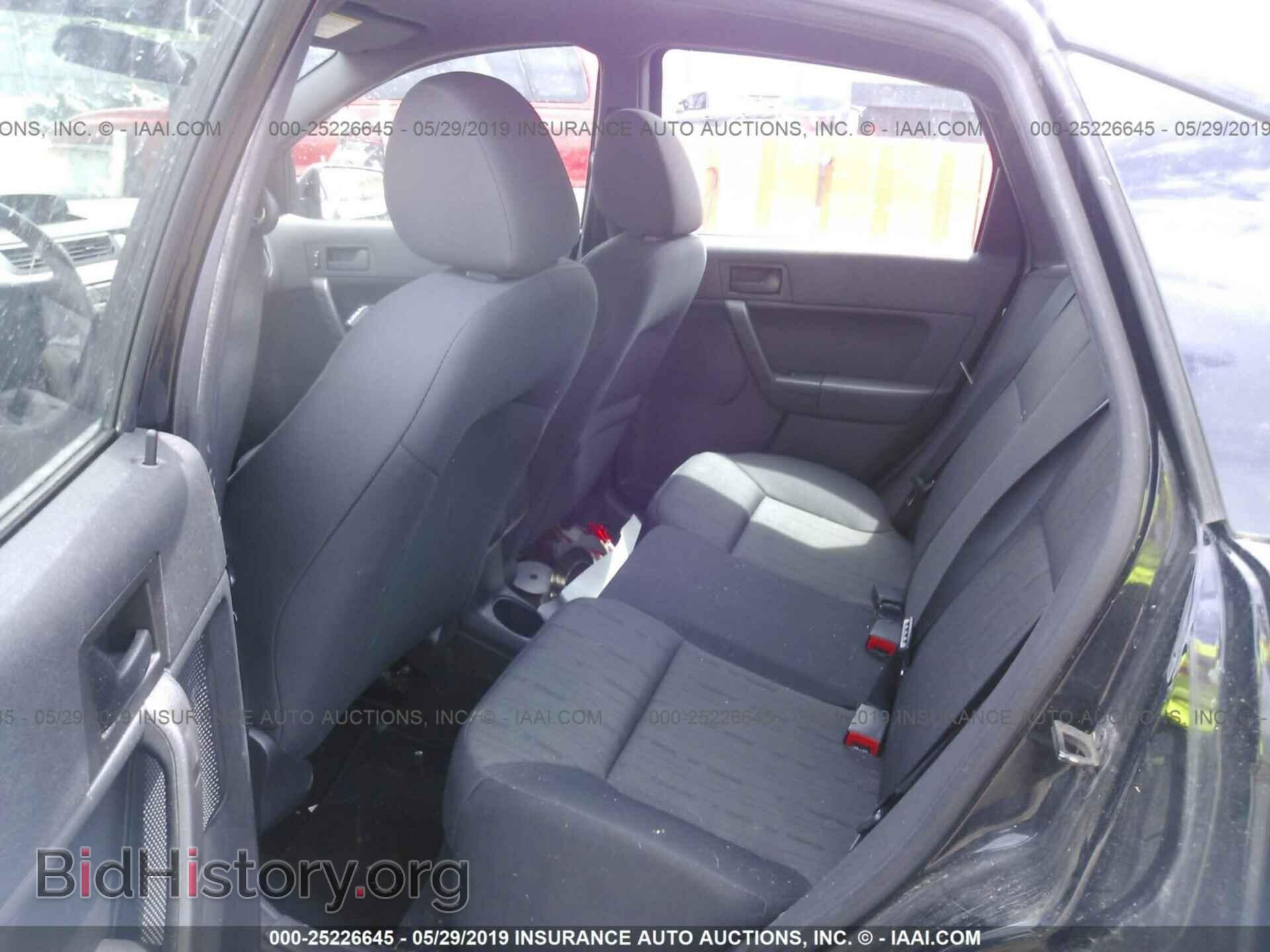 2011 FORD FOCUS - VIN: 1FAHP3FN3BW175691 - Фото 8
