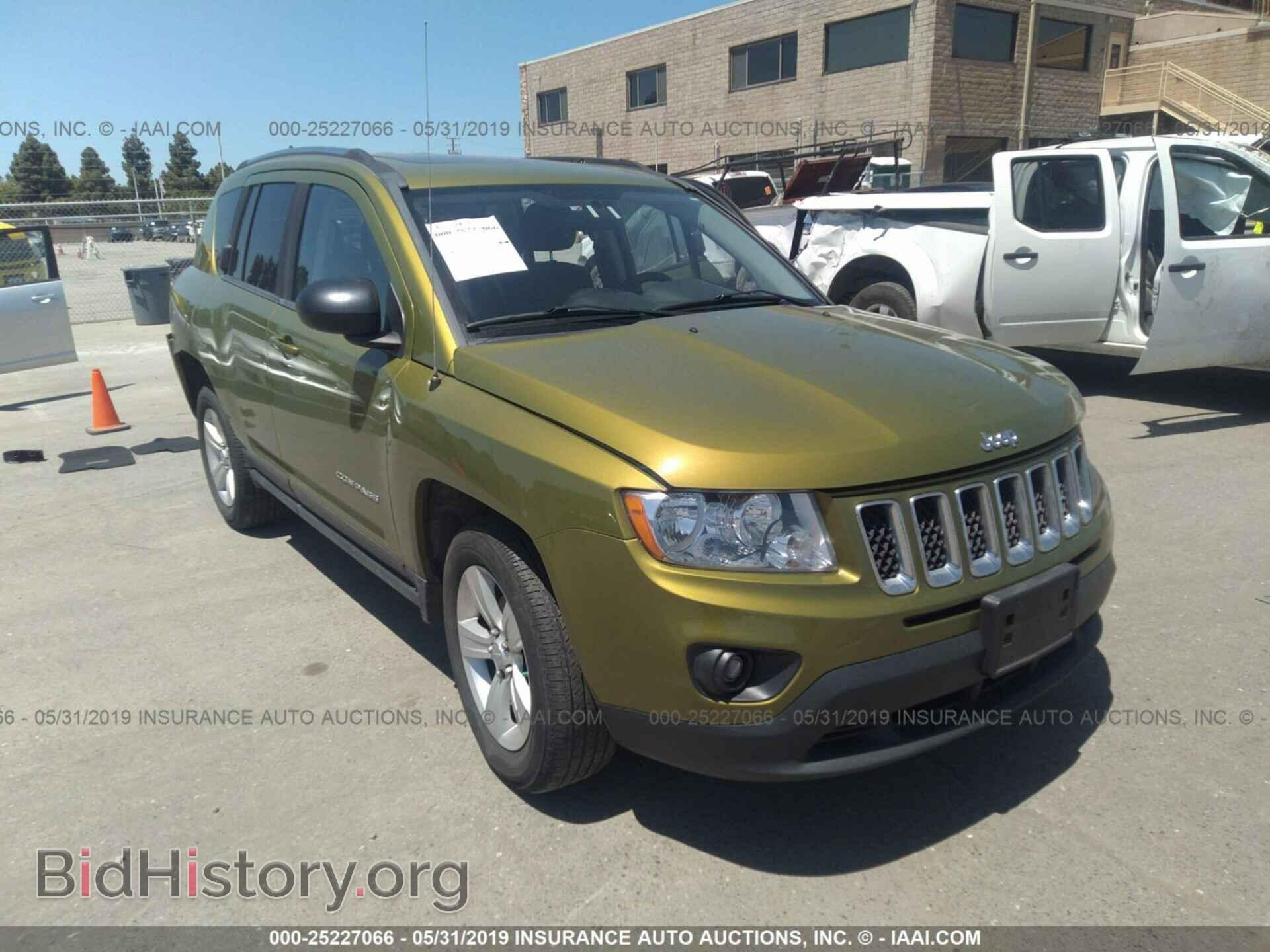 Фотография 1C4NJDEB8CD572709 - JEEP COMPASS 2012