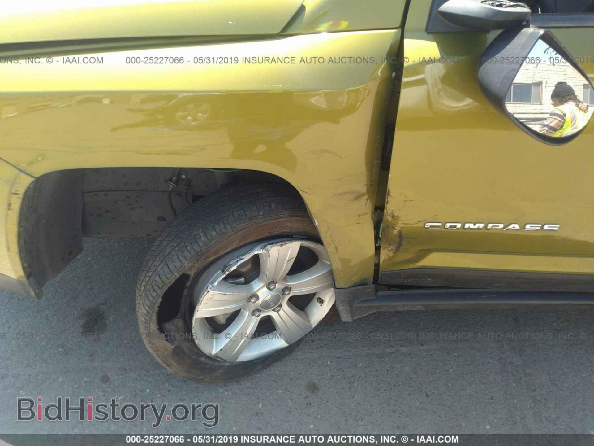 2012 JEEP COMPASS - VIN: 1C4NJDEB8CD572709 - Photo 6