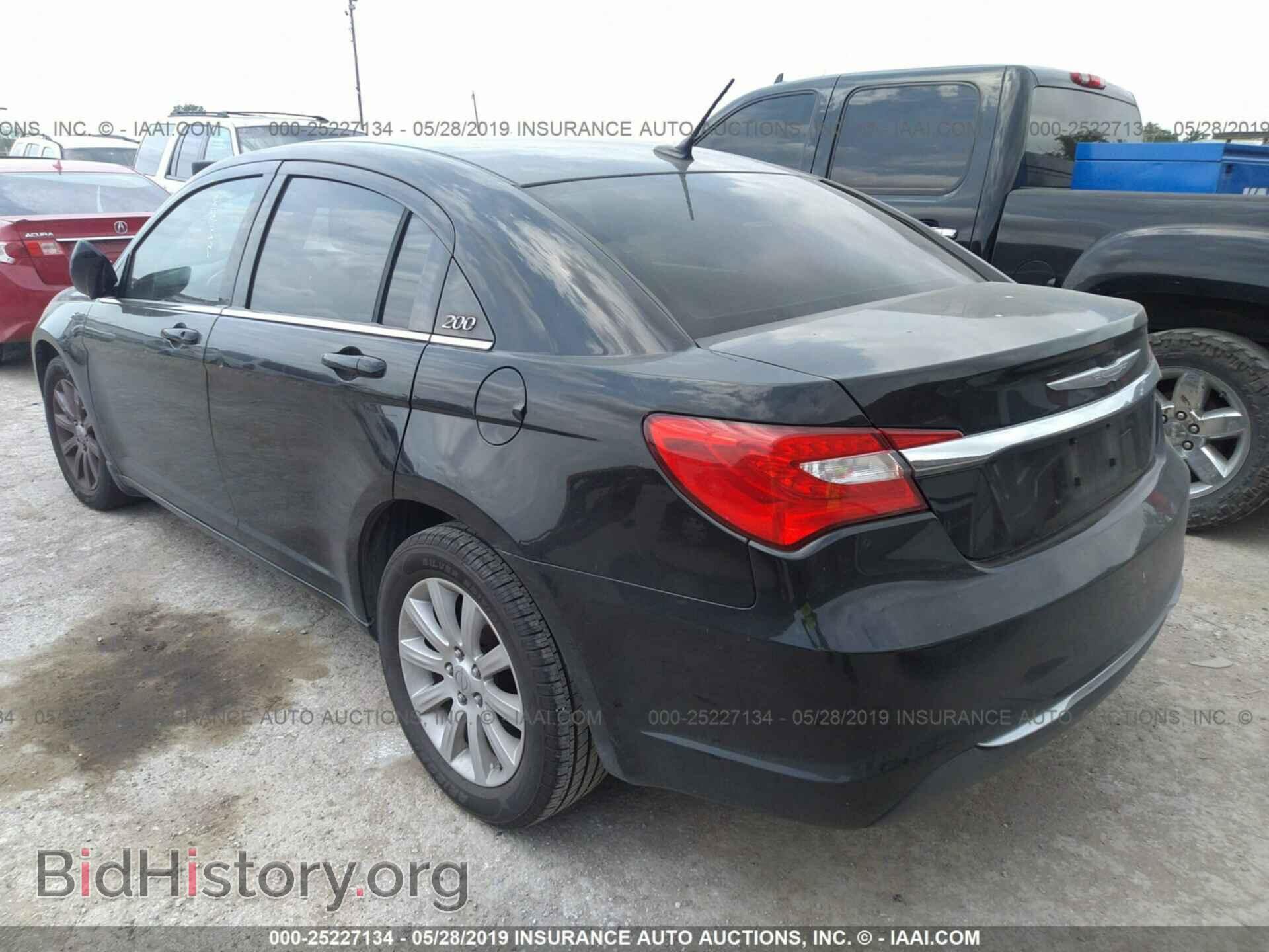 2012 CHRYSLER 200 - VIN: 1C3CCBBB4CN131989 - Фото 3
