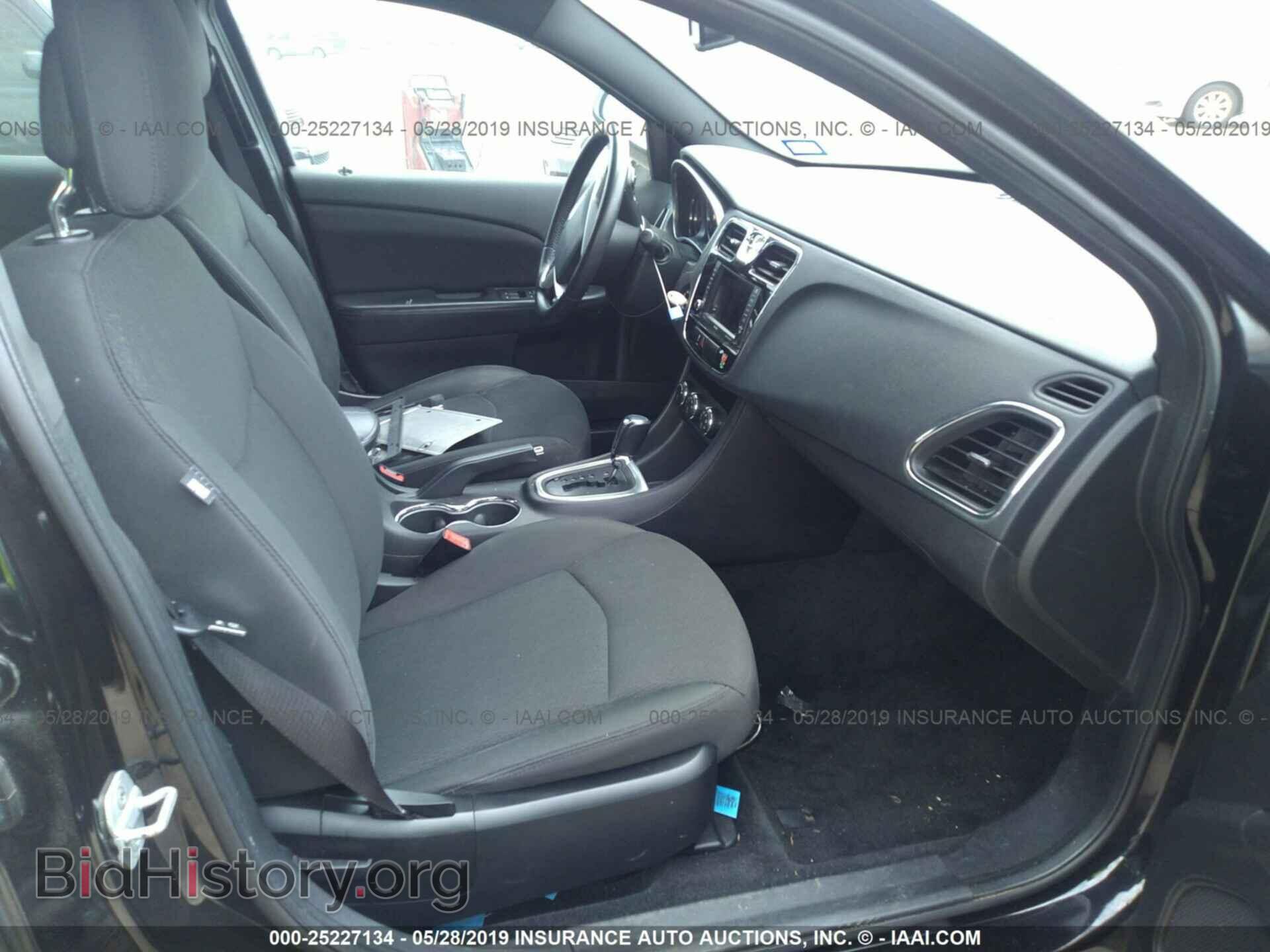 2012 CHRYSLER 200 - VIN: 1C3CCBBB4CN131989 - Фото 5