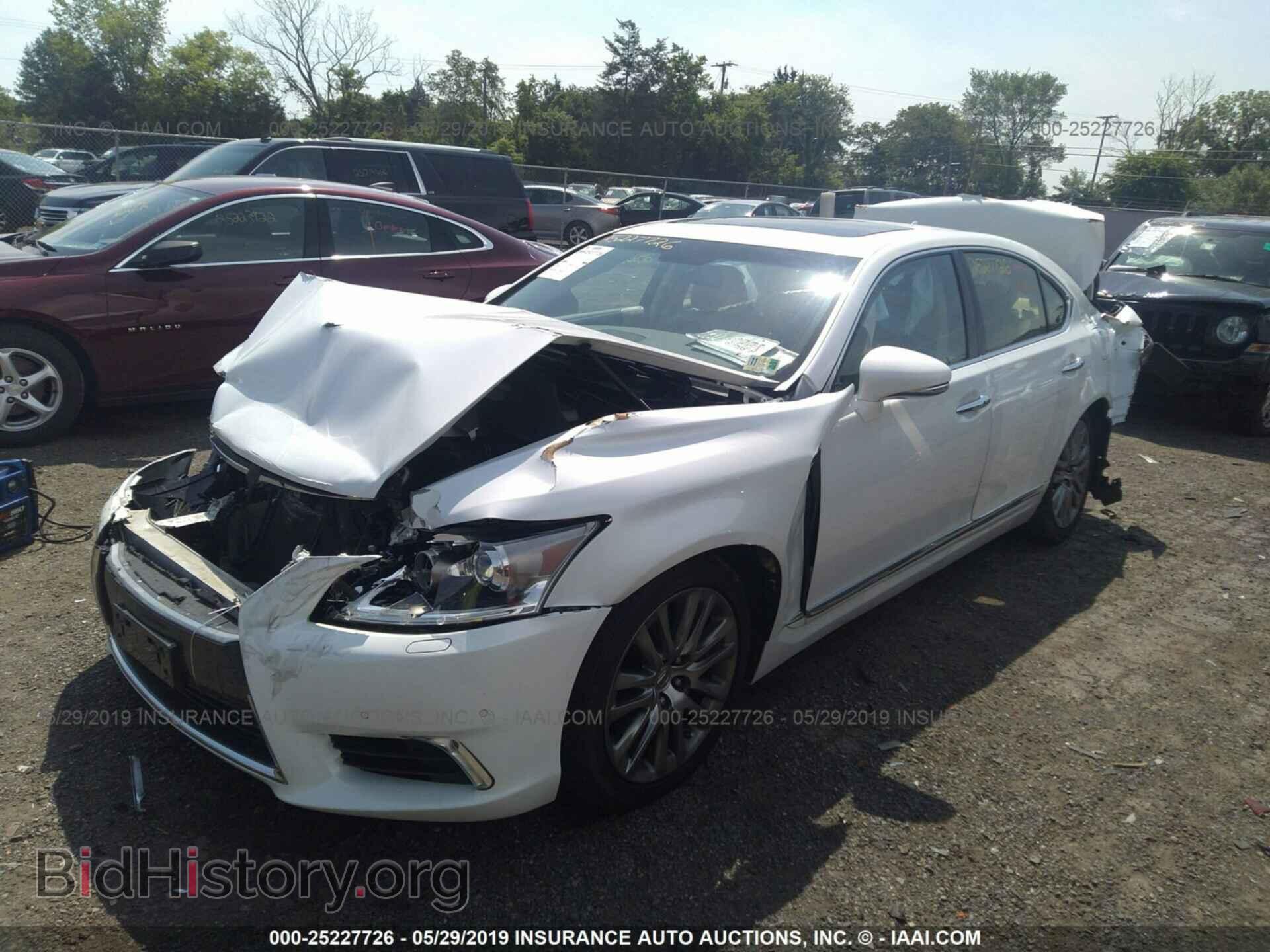 2013 LEXUS LS - VIN: JTHBL5EF7D5122582 - Фото 2
