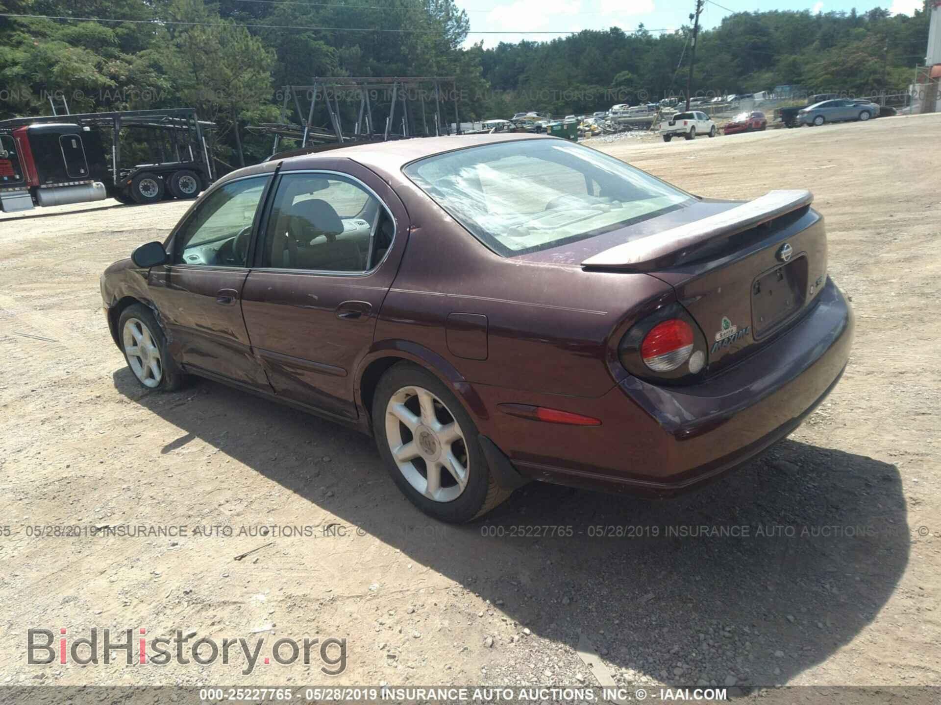 2000 NISSAN MAXIMA - VIN: JN1CA31D6YT526479 - Фото 3