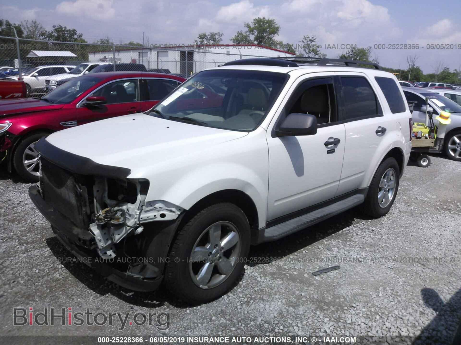 2009 FORD ESCAPE - VIN: 1FMCU93G59KC66934 - Фото 2