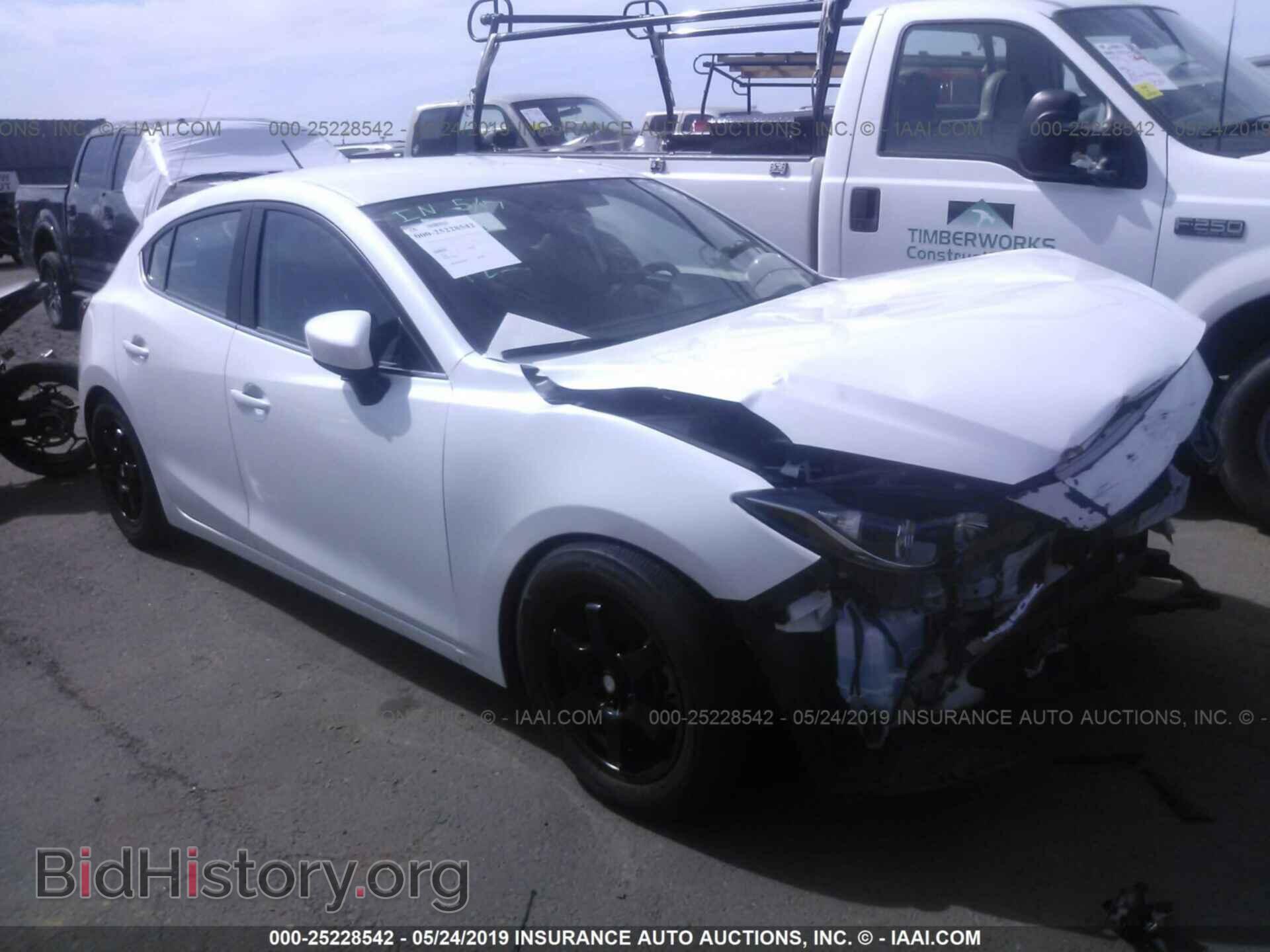 Фотография JM1BM1K7XG1286697 - MAZDA 3 2016