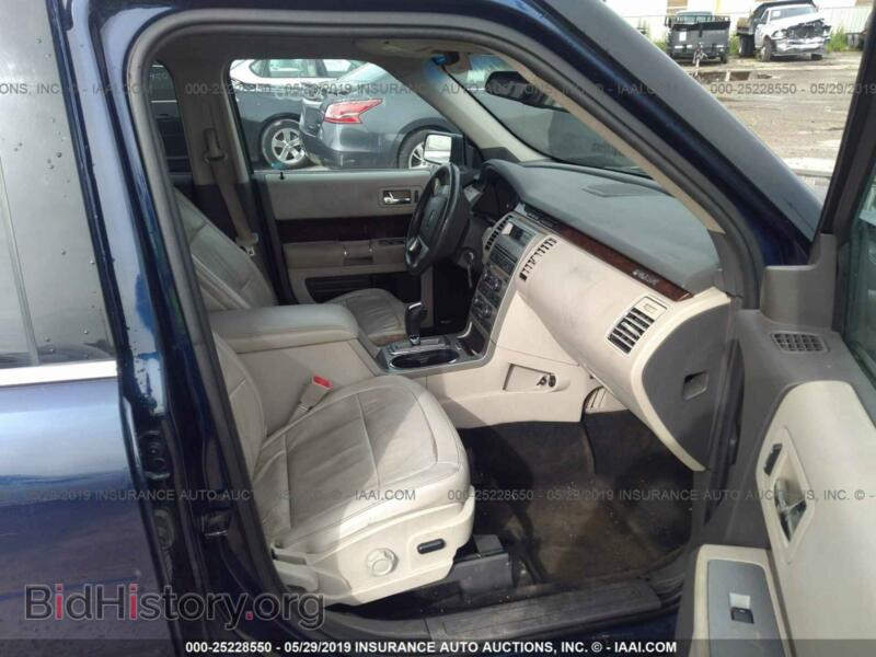 2011 Ford FLEX (VIN 2FMGK5CC1BBD16130) — photo 5 of 10