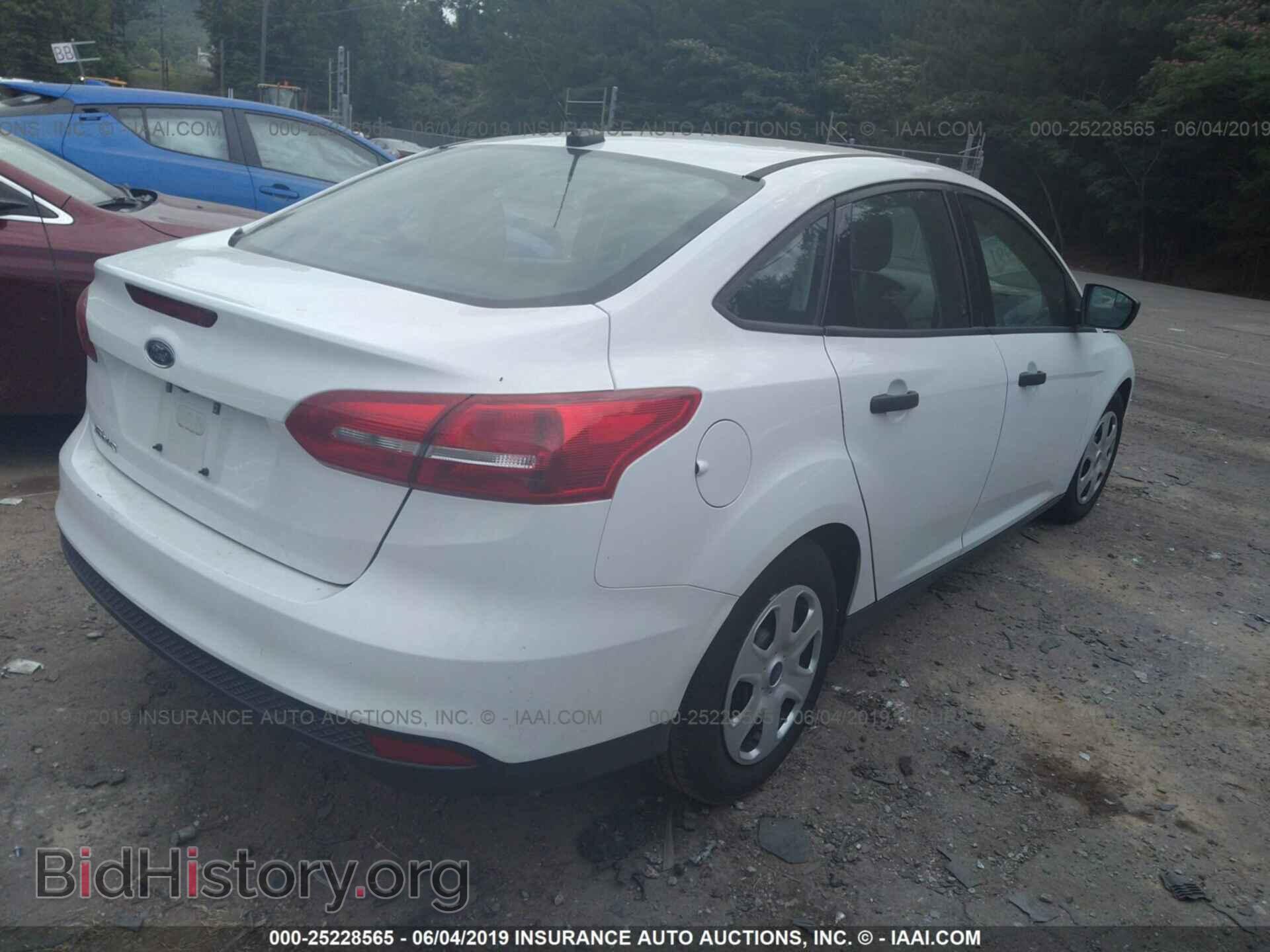 2018 FORD FOCUS - VIN: 1FADP3E29JL255602 - Фото 4