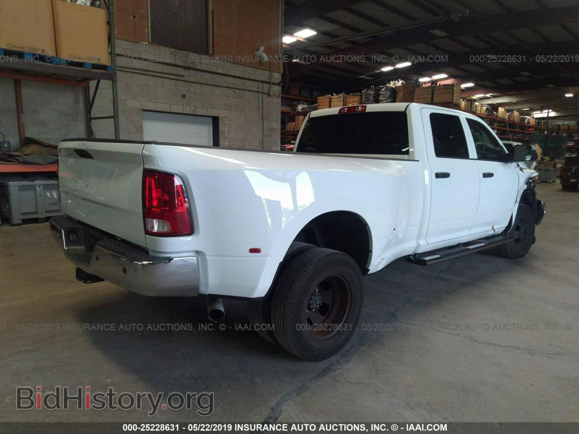 2017 RAM 3500 - VIN: 3C63RRGL1HG528815 - Фото 4