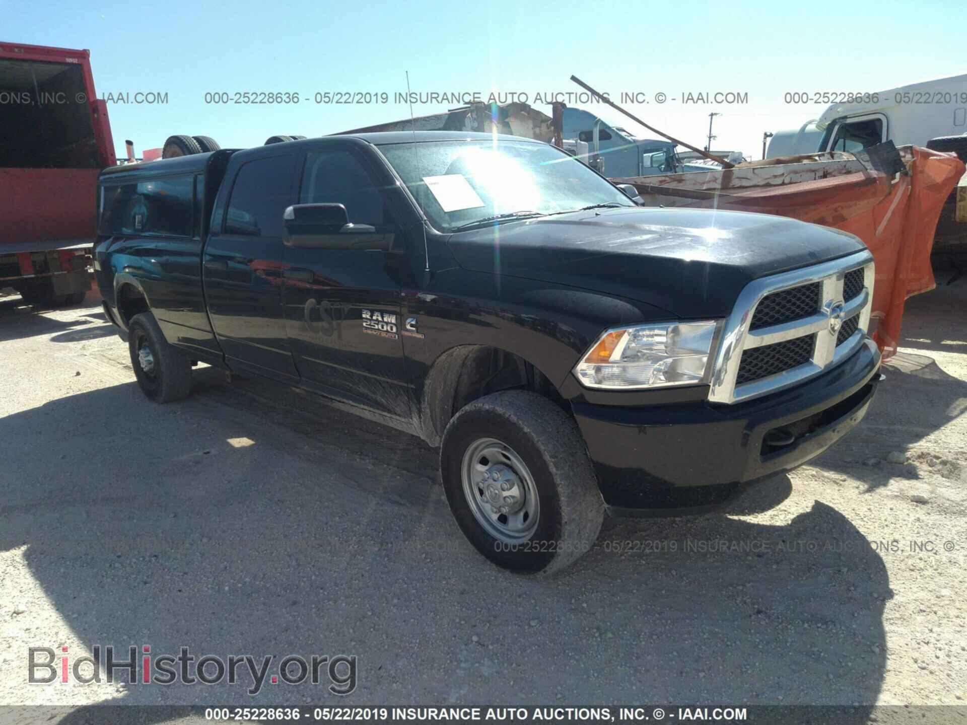 Photo 3C6UR5HL9EG197036 - RAM 2500 2014
