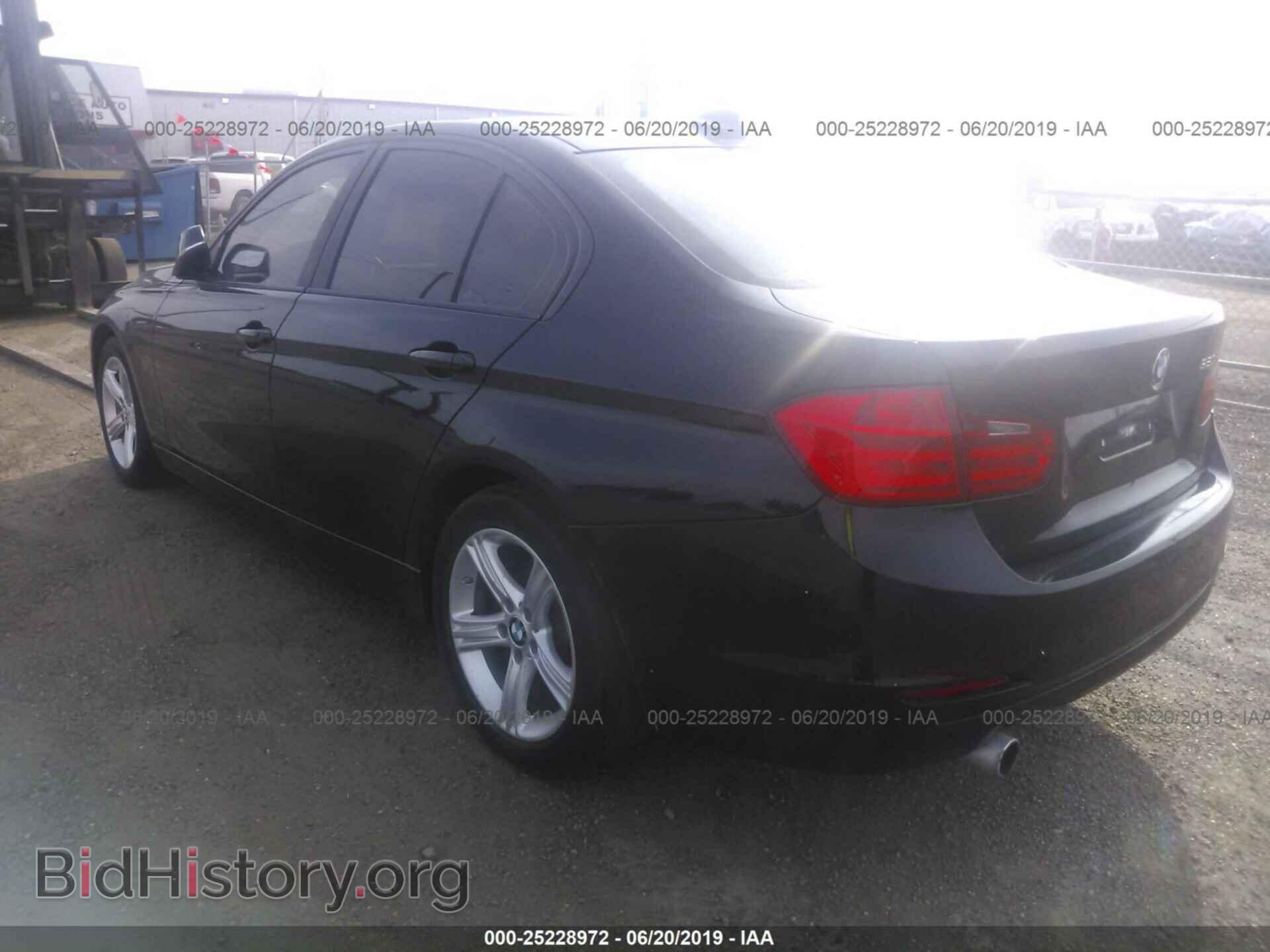 2014 BMW 320 - VIN: WBA3B1C5XEK131532 - Фото 3