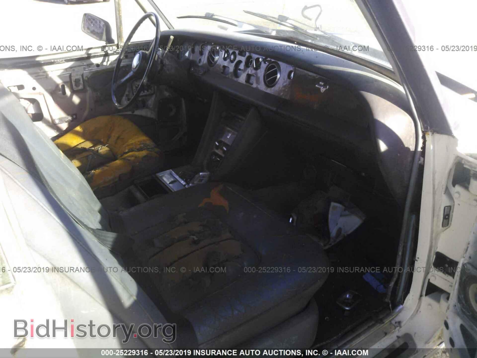 1975 ROLLS ROYCE SILVER SHADOW - VIN: SRH21149 - Photo 5