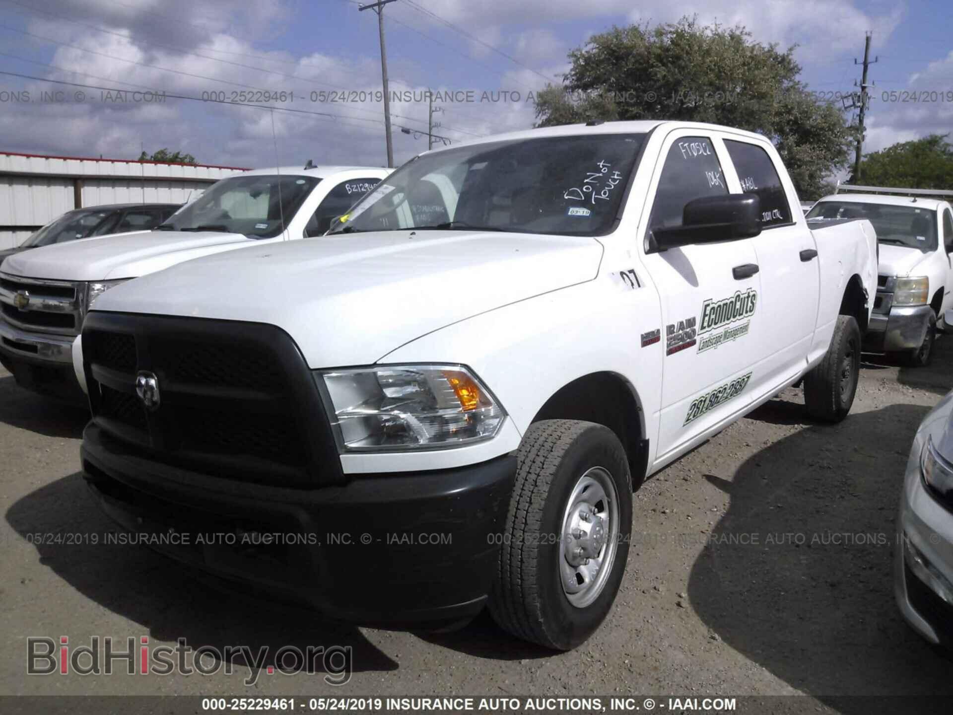2014 RAM 2500 - VIN: 3C6TR4CT7EG240947 - Фото 2