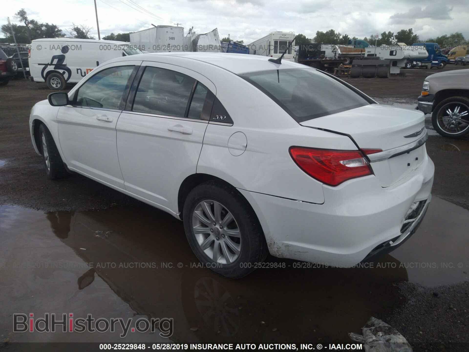 2012 CHRYSLER 200 - VIN: 1C3CCBBB8CN299649 - Фото 3