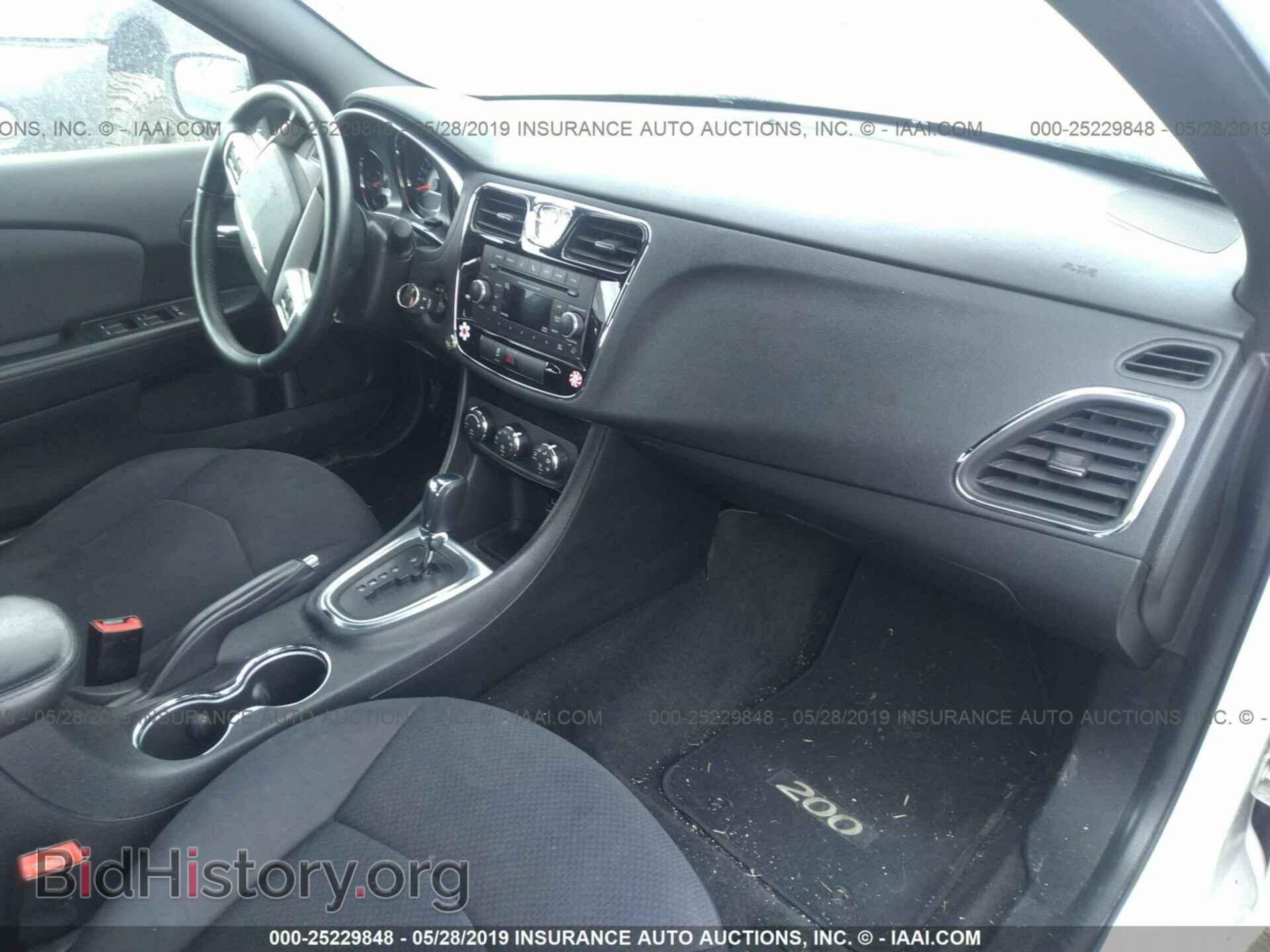 2012 CHRYSLER 200 - VIN: 1C3CCBBB8CN299649 - Фото 5