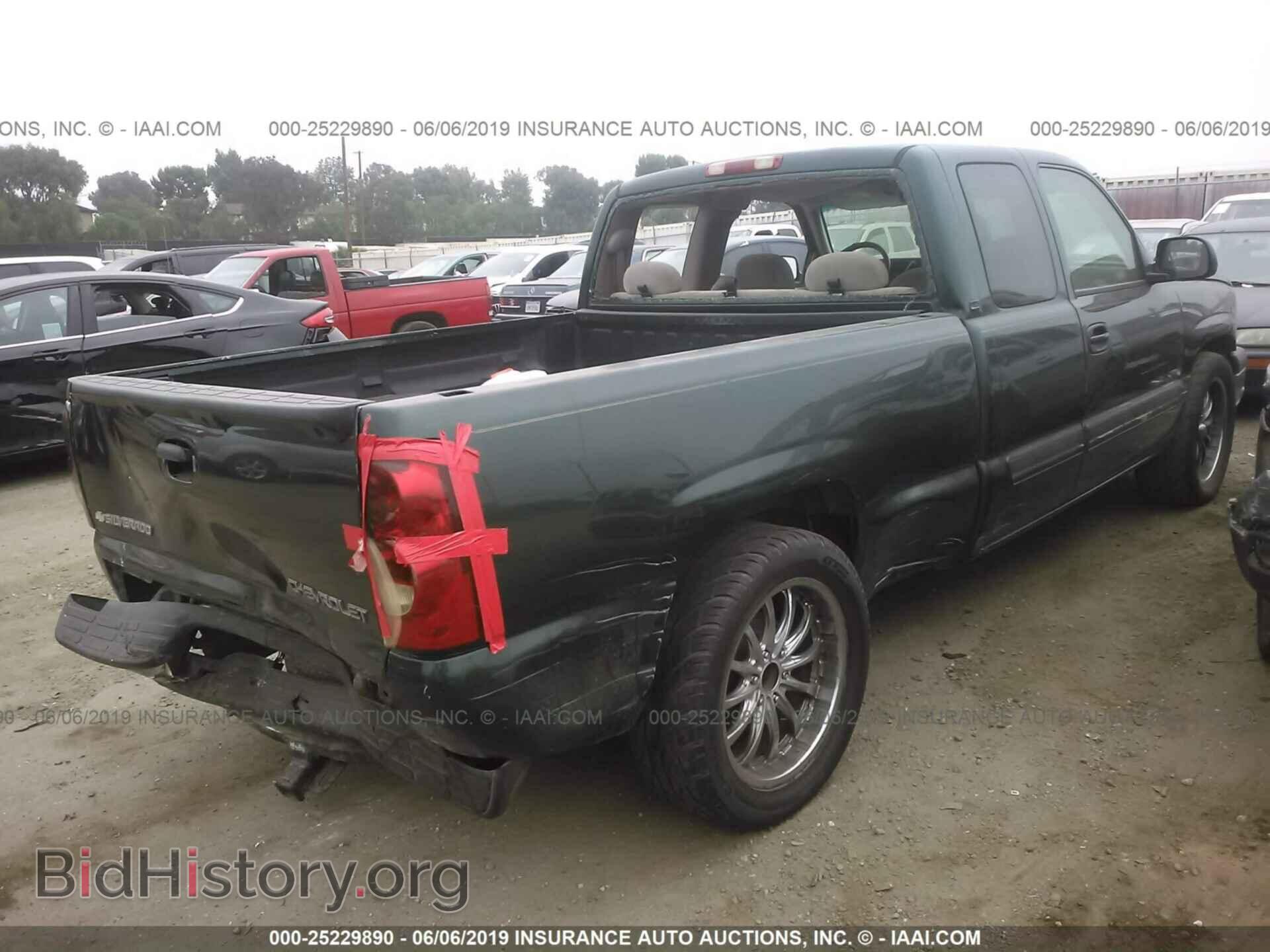 2005 CHEVROLET SILVERADO - VIN: 2GCEC19V251320756 - Фото 4