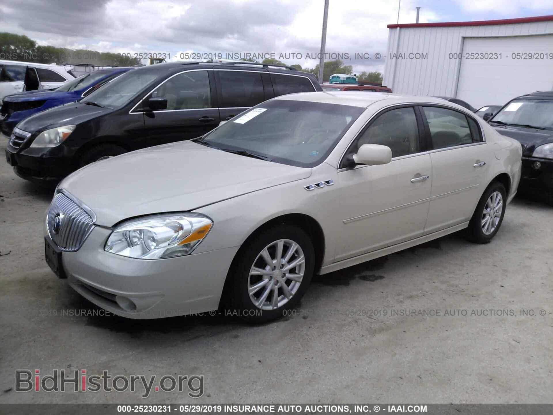 2011 BUICK LUCERNE - VIN: 1G4HA5EM8BU143102 - Фото 2