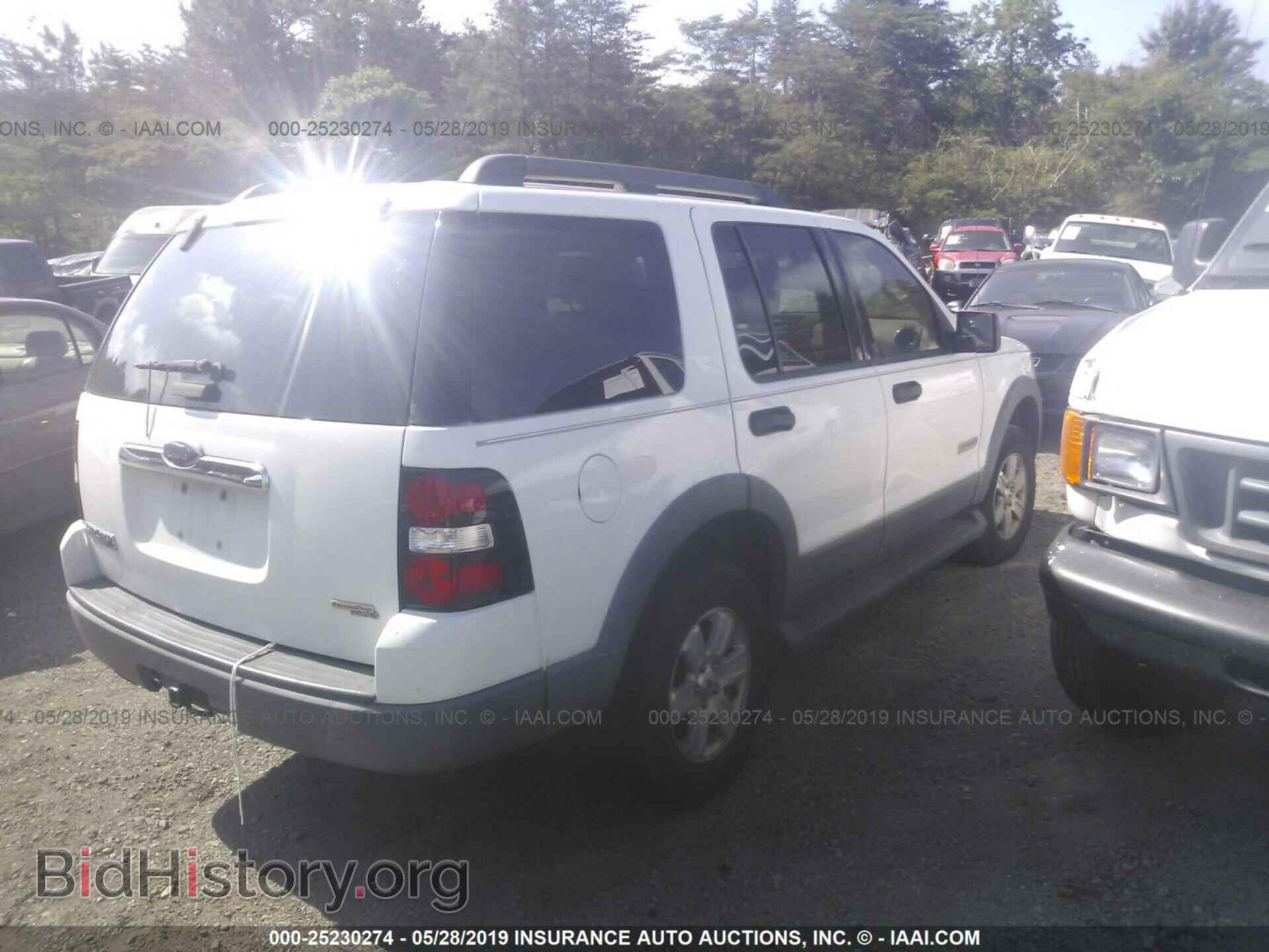 2006 FORD EXPLORER - VIN: 1FMEU63E56UB01665 - Фото 4