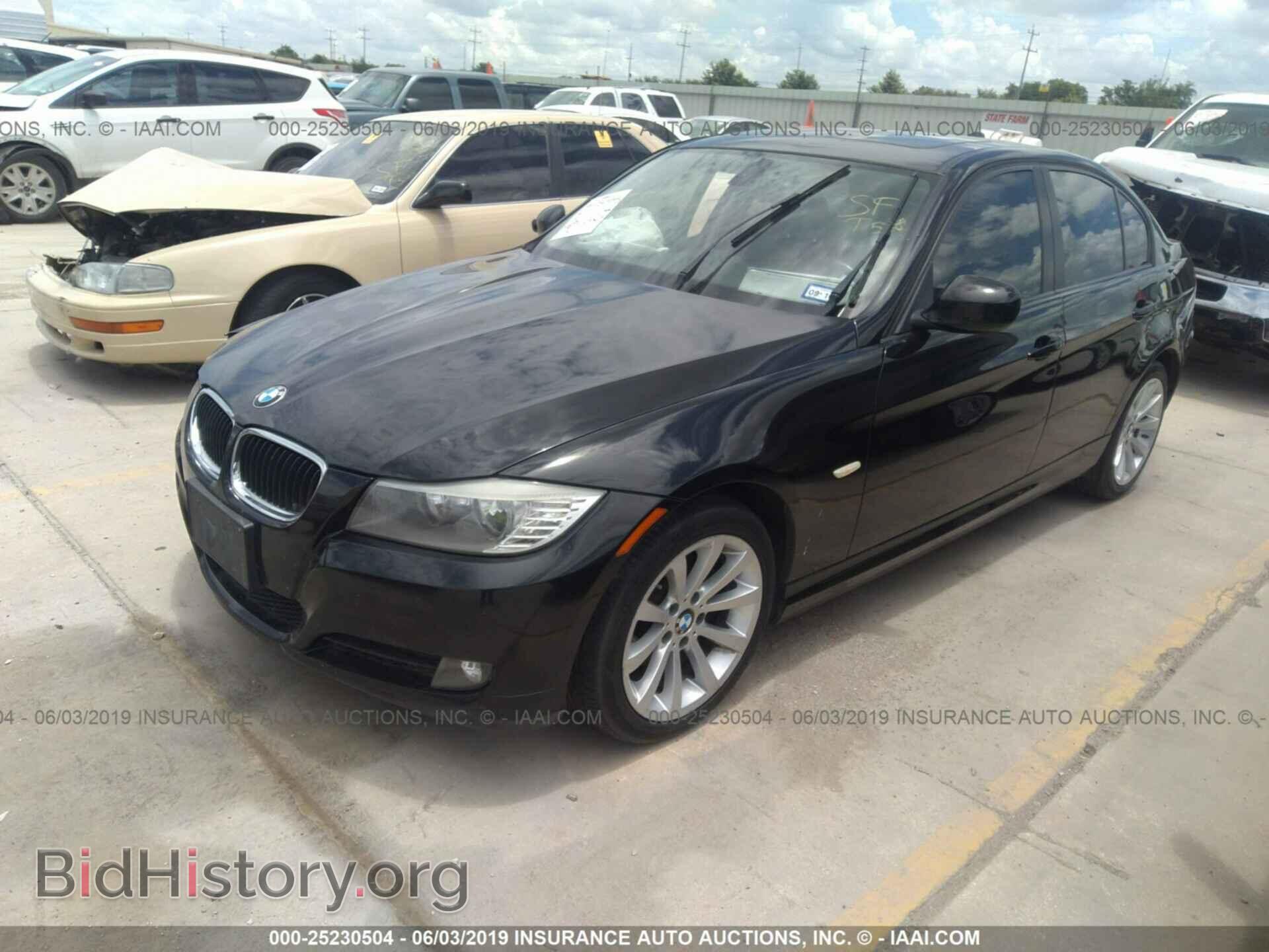2011 BMW 328 - VIN: WBAPH7G52BNM57574 - Фото 2