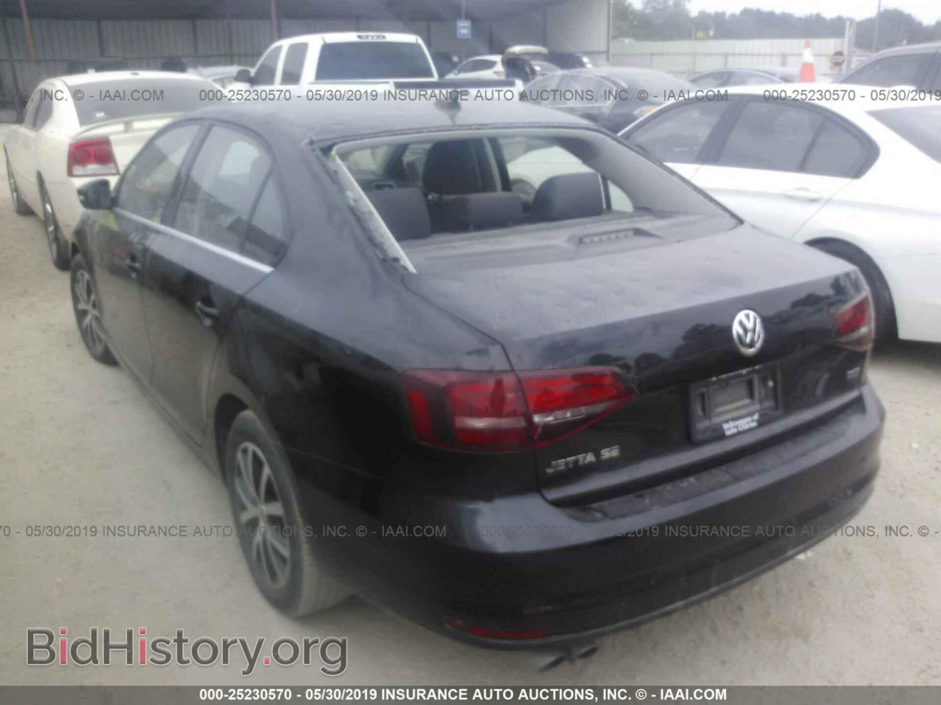 2017 VOLKSWAGEN JETTA - VIN: 3VWDB7AJ7HM376373 - Фото 3