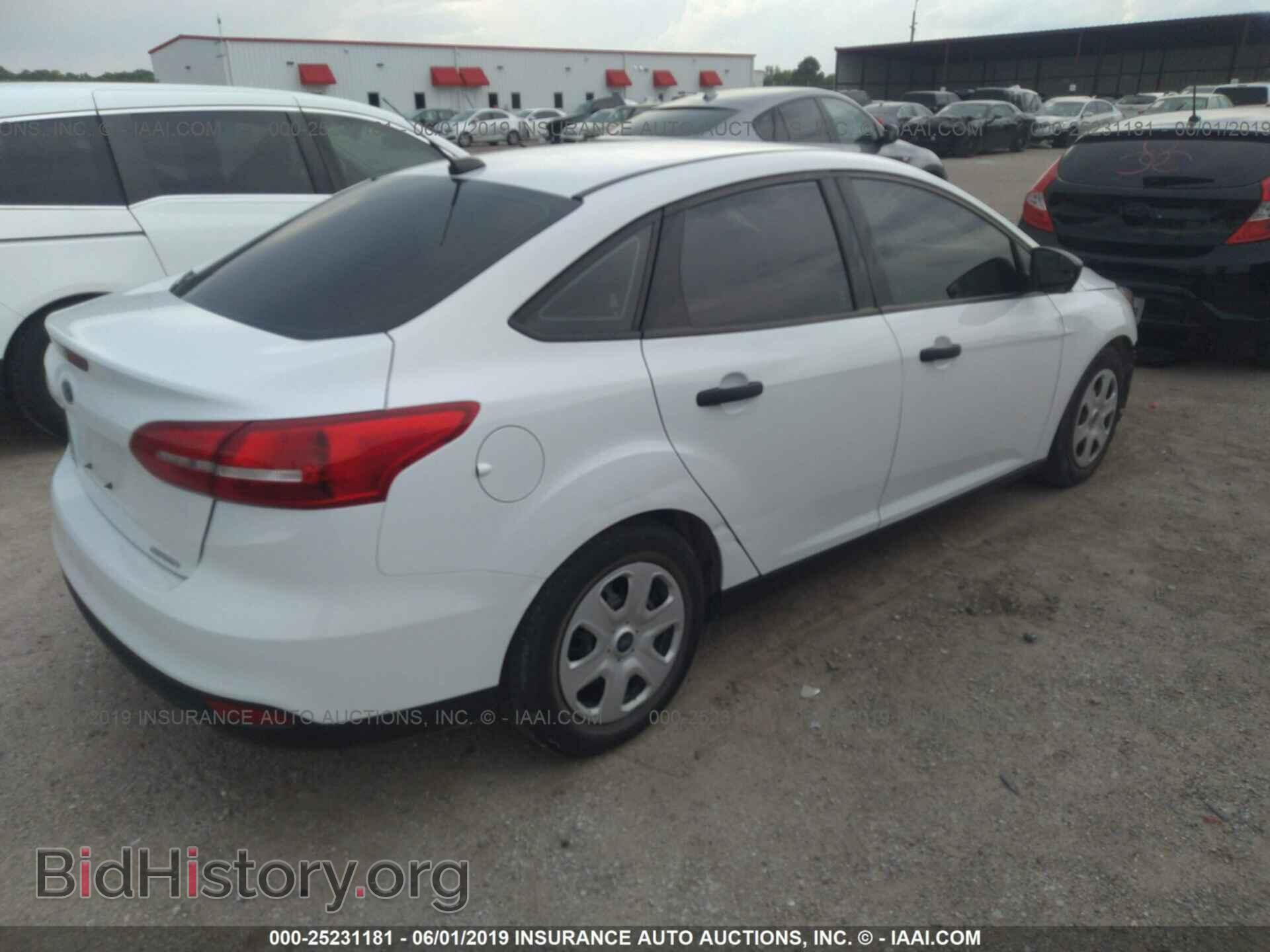 2016 FORD FOCUS - VIN: 1FADP3E24GL391158 - Фото 4