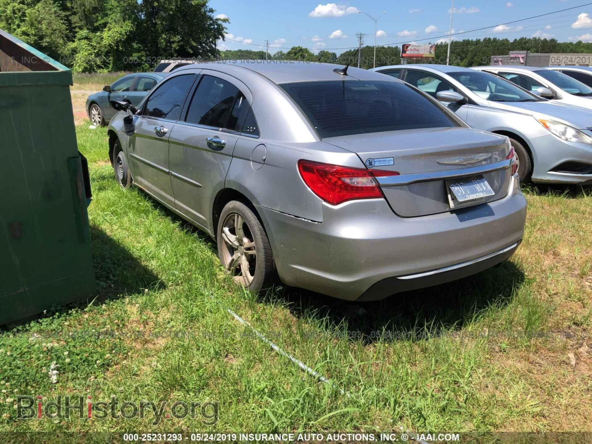 2013 CHRYSLER 200 - VIN: 1C3CCBBB8DN557556 - Photo 3