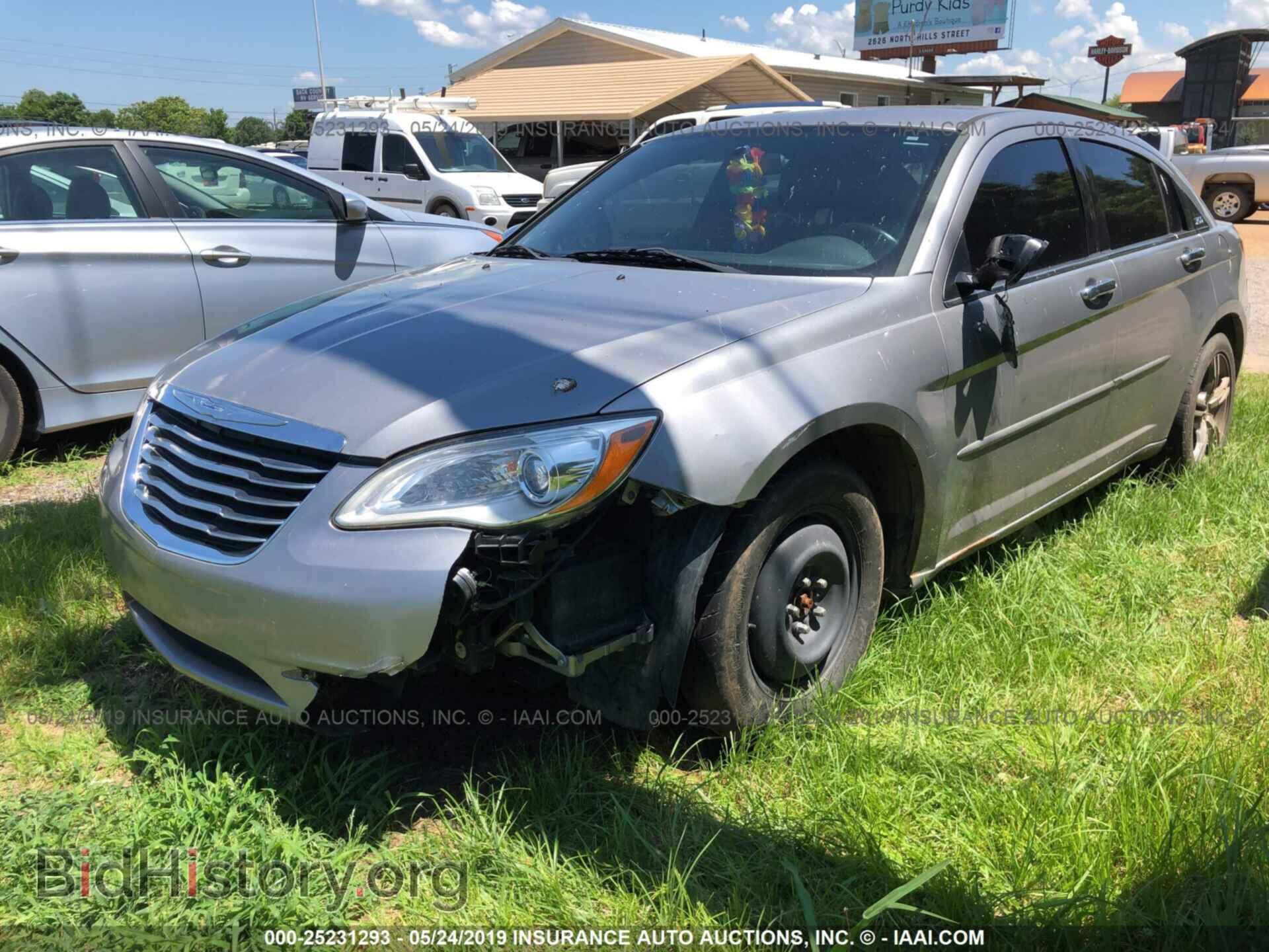 2013 CHRYSLER 200 - VIN: 1C3CCBBB8DN557556 - Photo 6