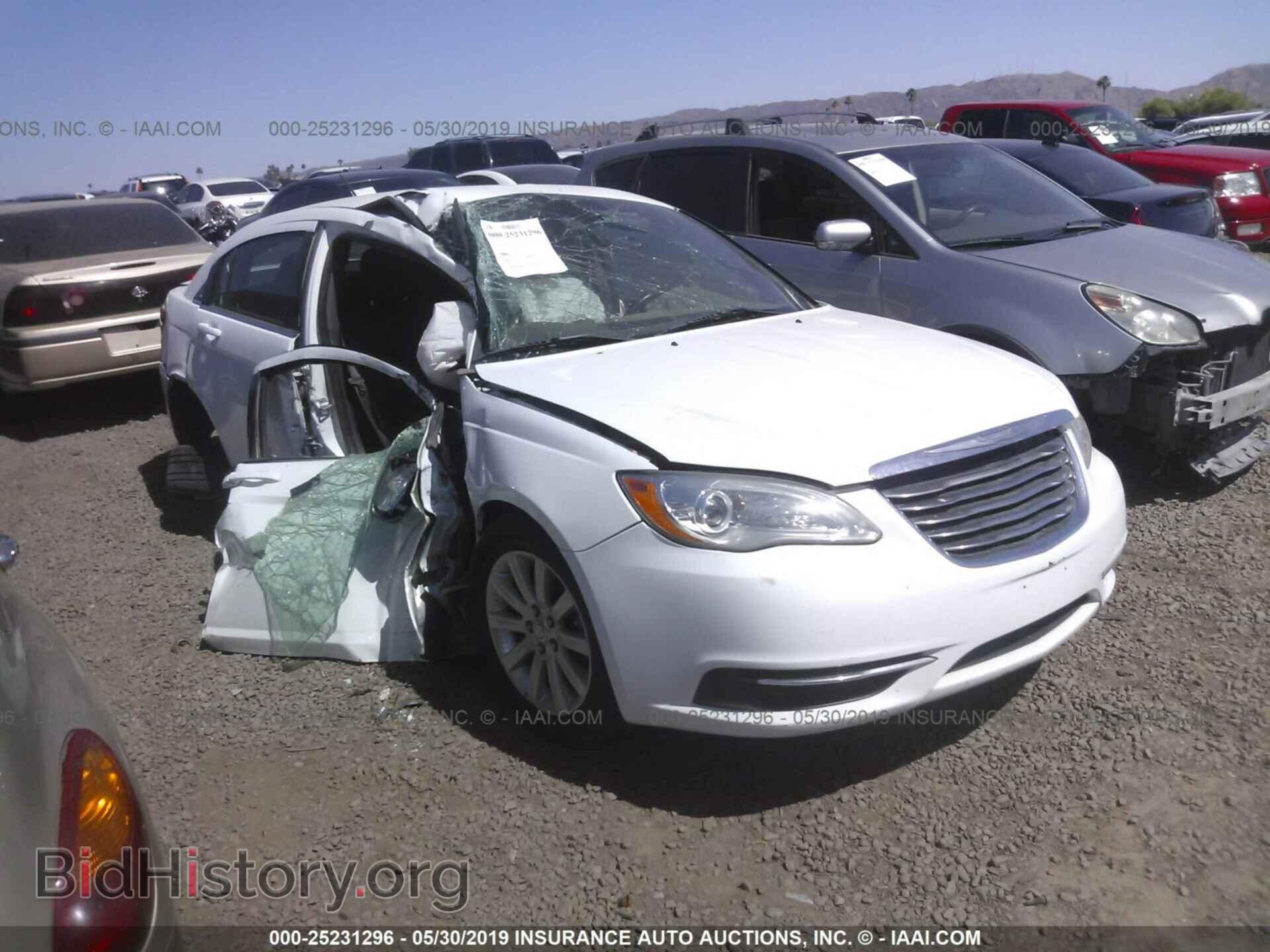 Фотография 1C3CCBBB8DN764433 - CHRYSLER 200 2013