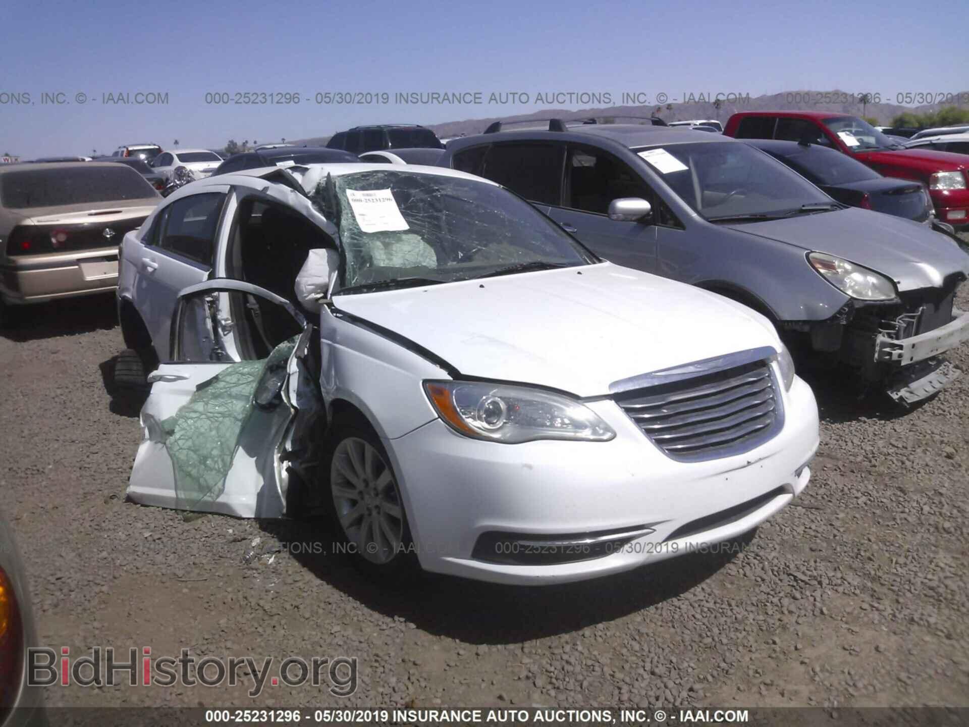2013 CHRYSLER 200 - VIN: 1C3CCBBB8DN764433 - Фото 6