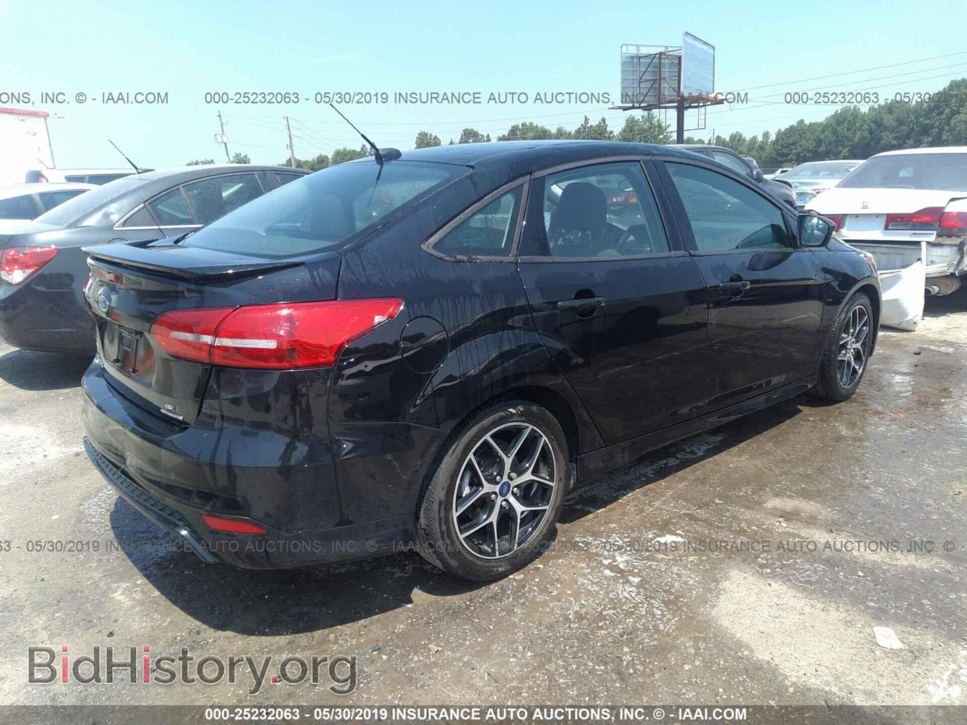 2016 FORD FOCUS - VIN: 1FADP3F29GL355321 - Photo 4