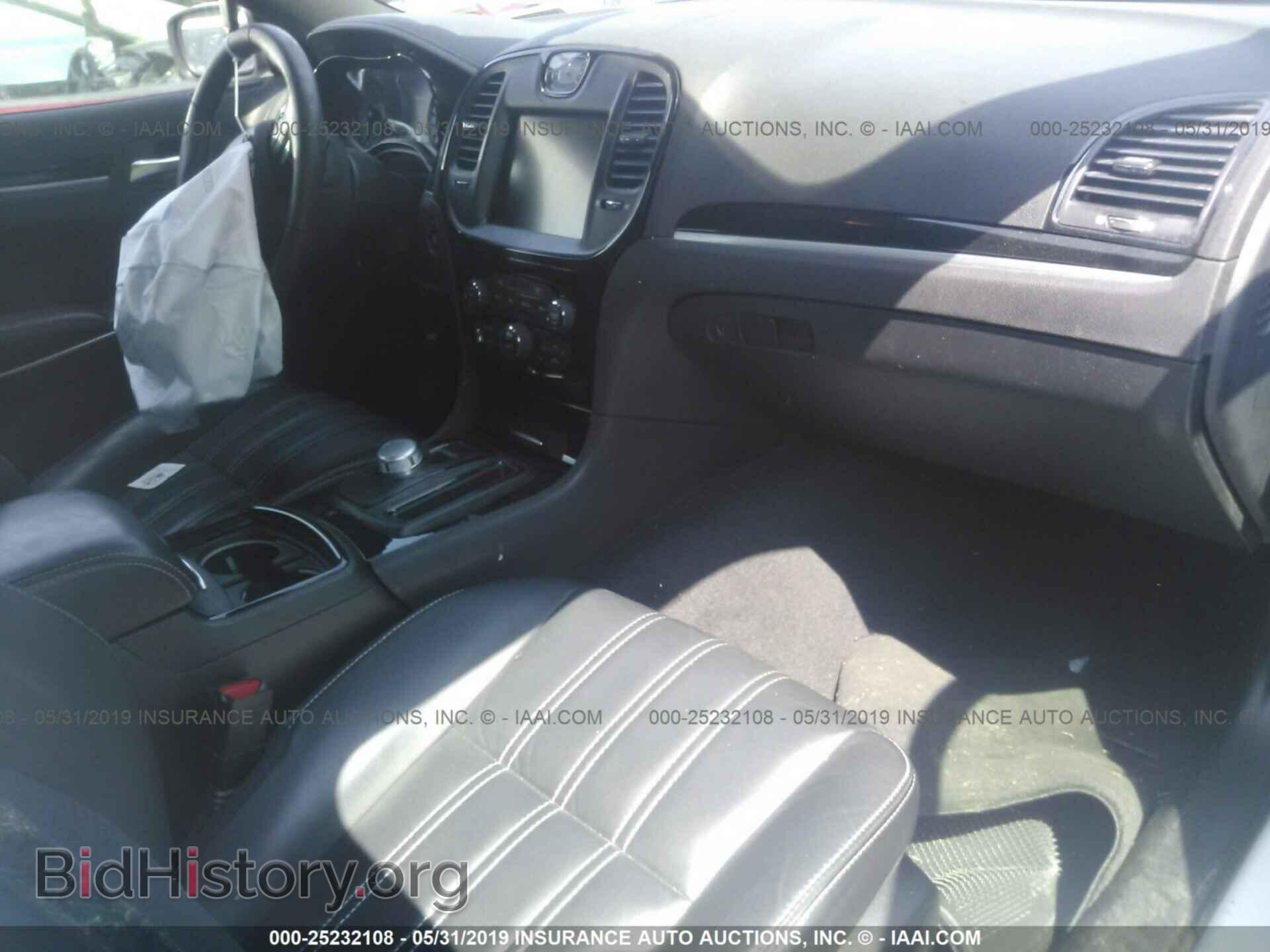 2018 CHRYSLER 300 - VIN: 2C3CCAGG0JH165724 - Фото 5