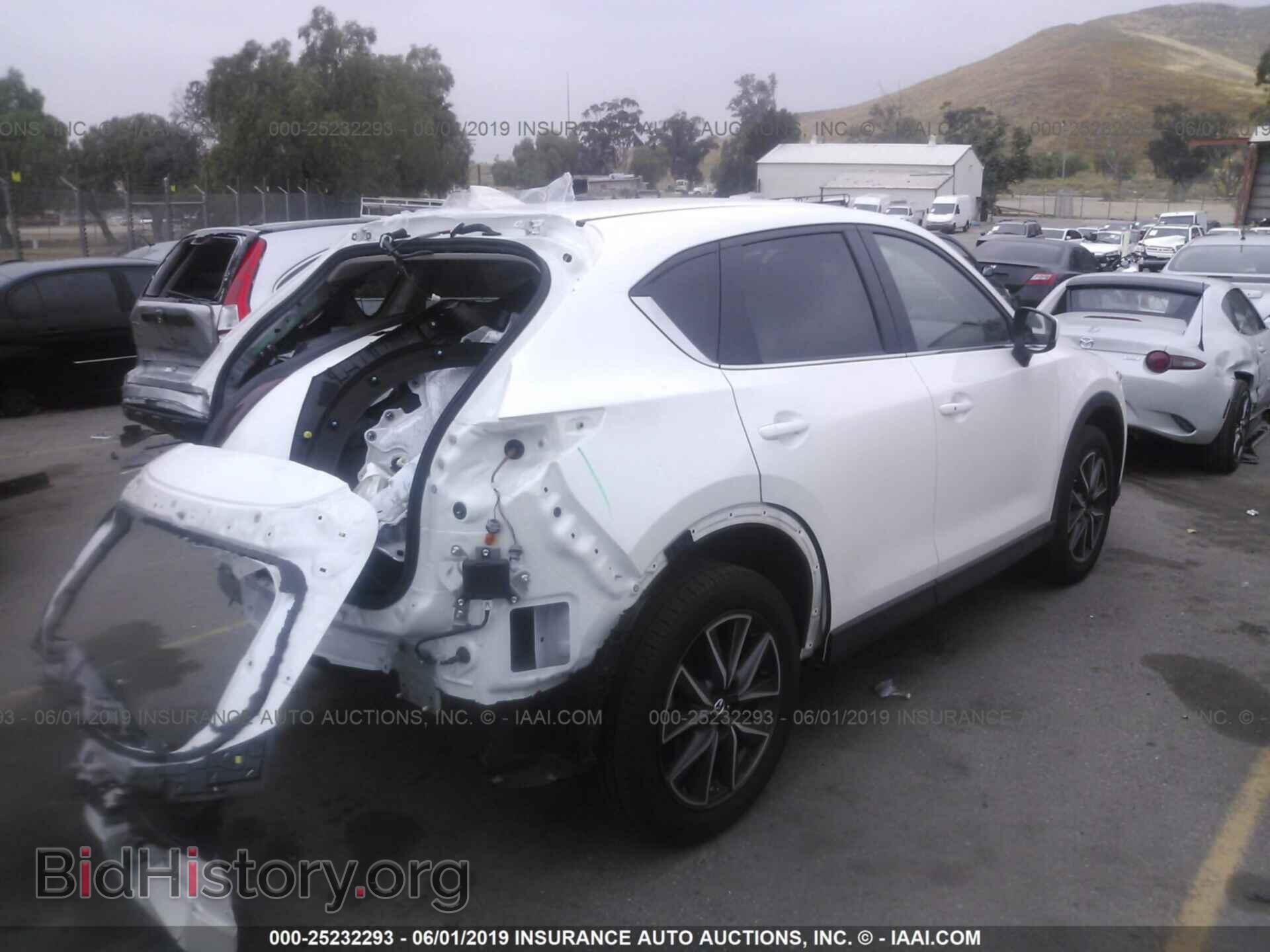 2018 MAZDA CX-5 - VIN: JM3KFACM5J1386476 - Фото 4