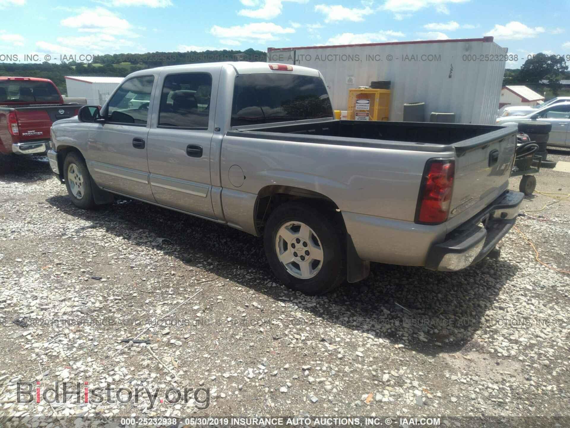 2006 CHEVROLET SILVERADO - VIN: 2GCEC13T361106111 - Фото 3