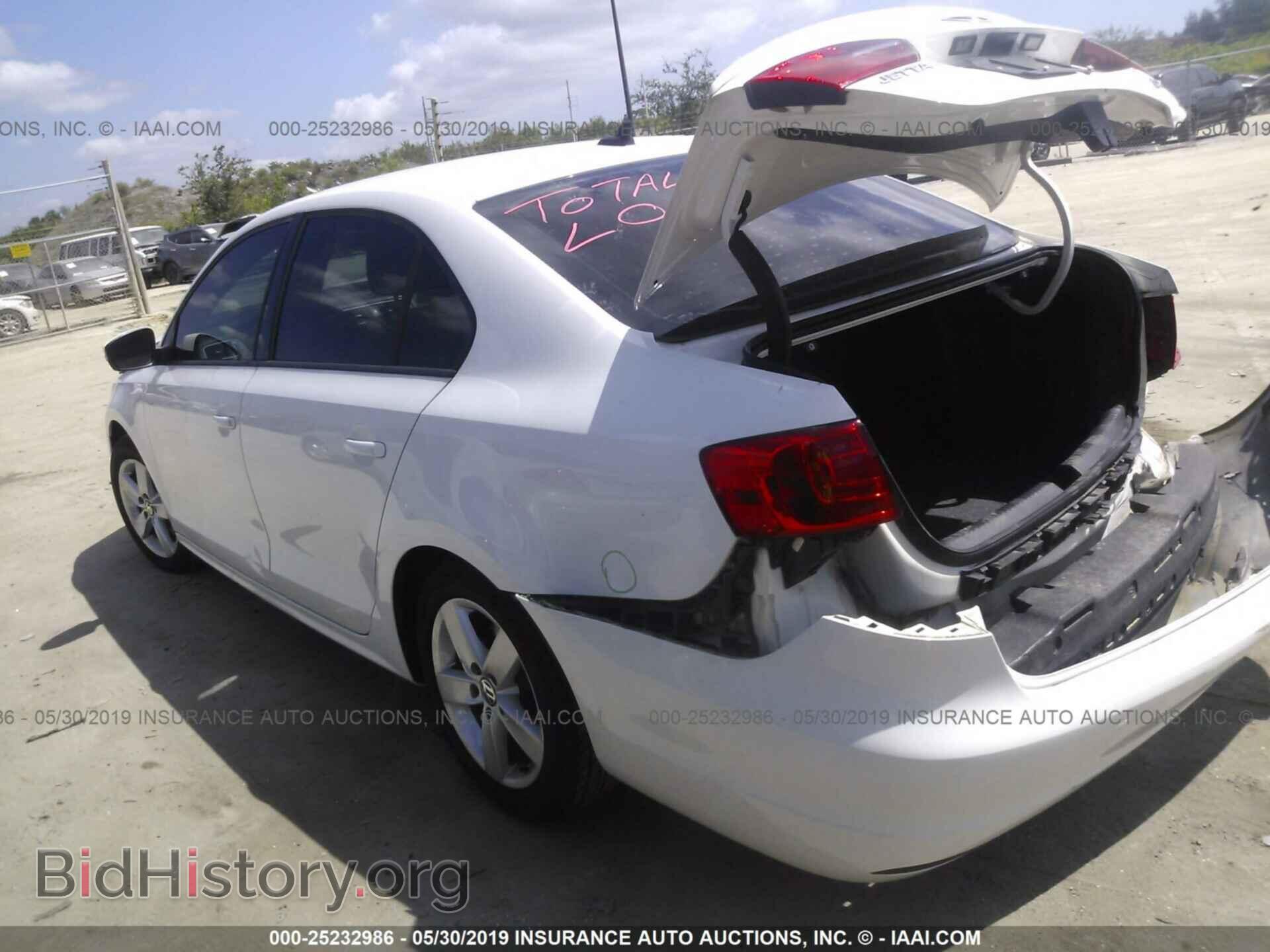 2012 VOLKSWAGEN JETTA - VIN: 3VWLL7AJ7CM015761 - Фото 3