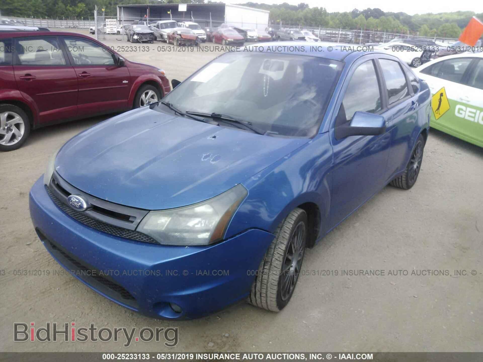 2011 FORD FOCUS - VIN: 1FAHP3GN2BW121491 - Фото 2
