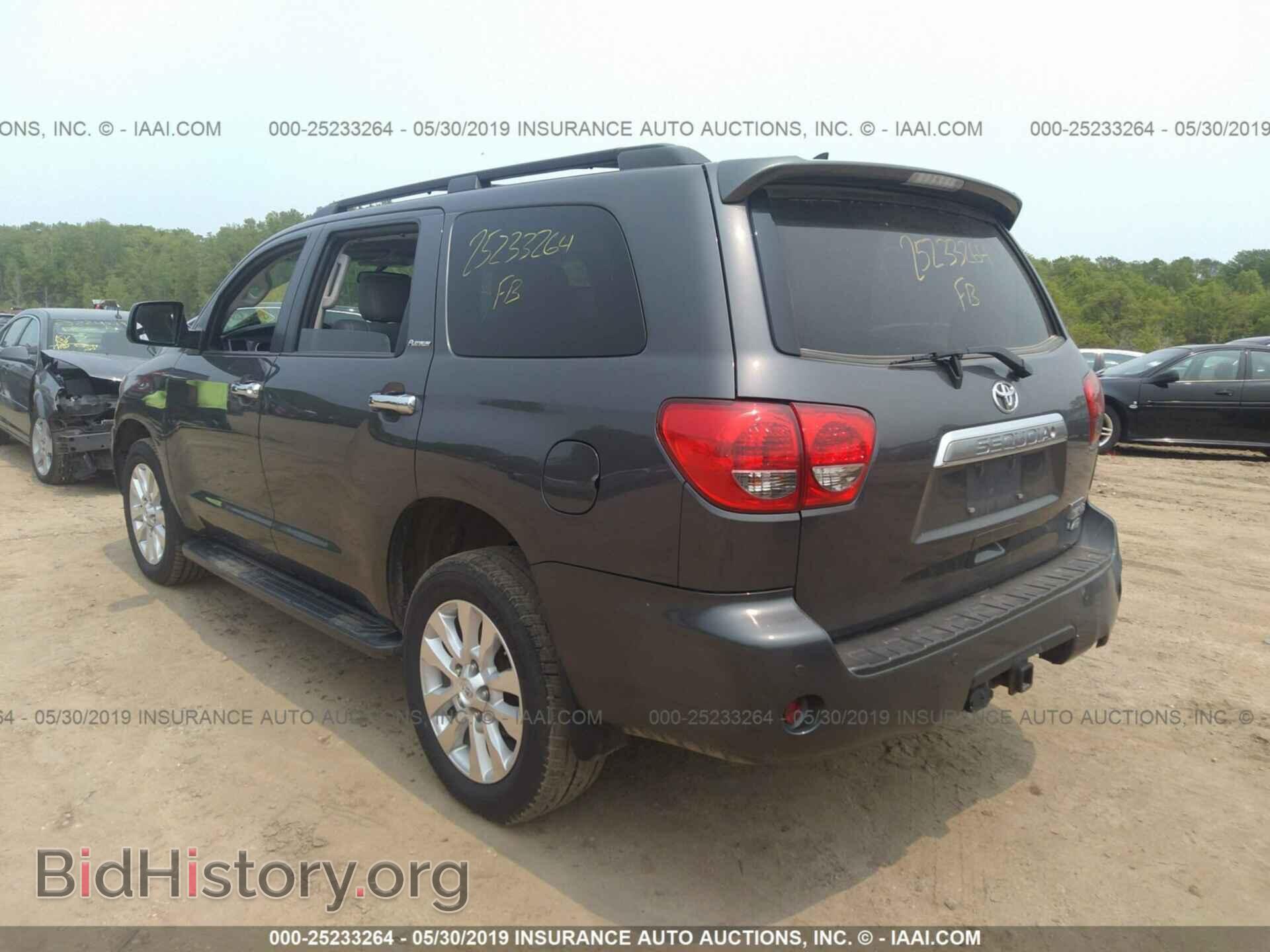 2012 TOYOTA SEQUOIA - VIN: 5TDDW5G19CS058539 - Фото 3