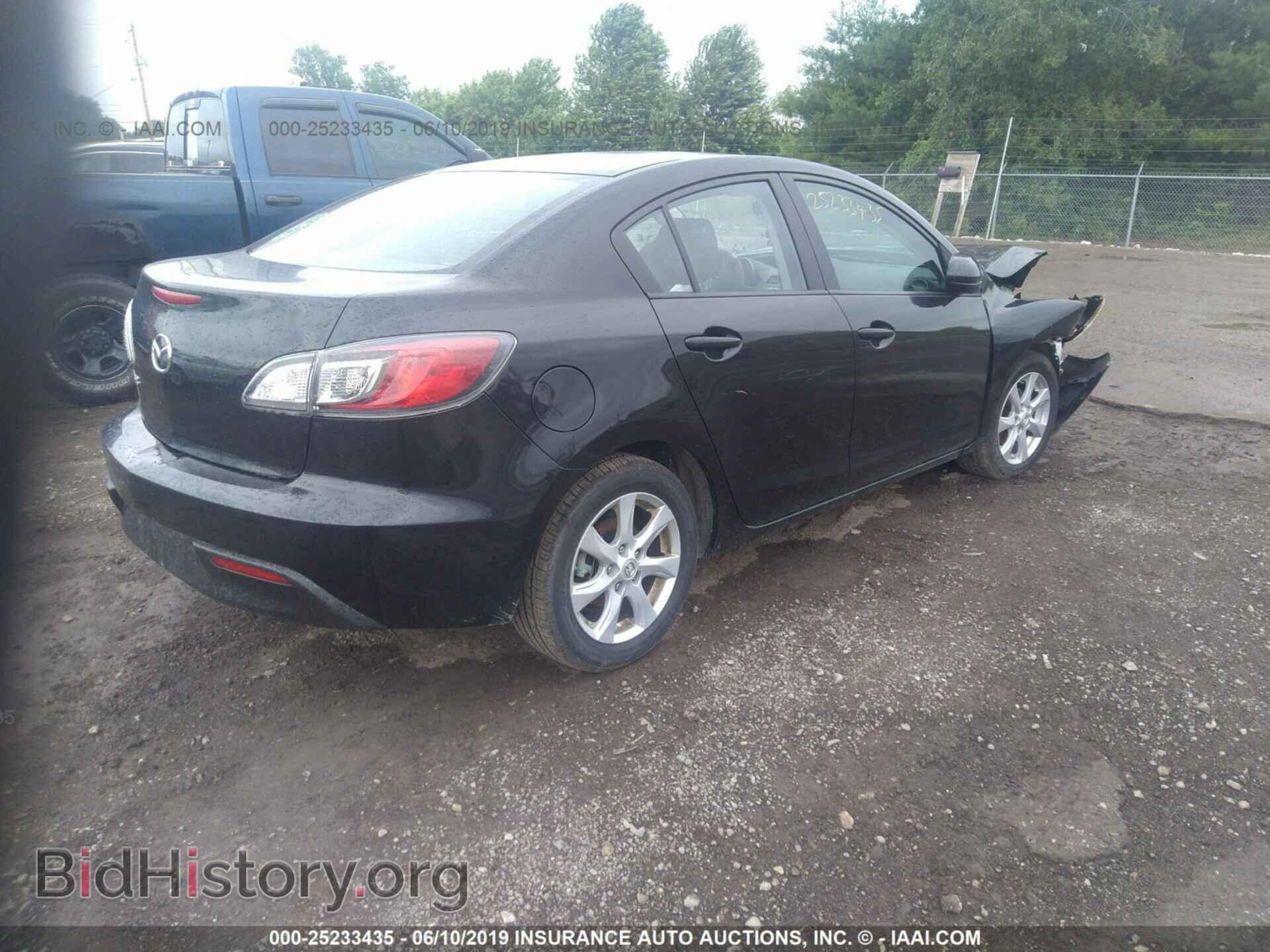 2011 MAZDA 3 - VIN: JM1BL1VF0B1359672 - Photo 4