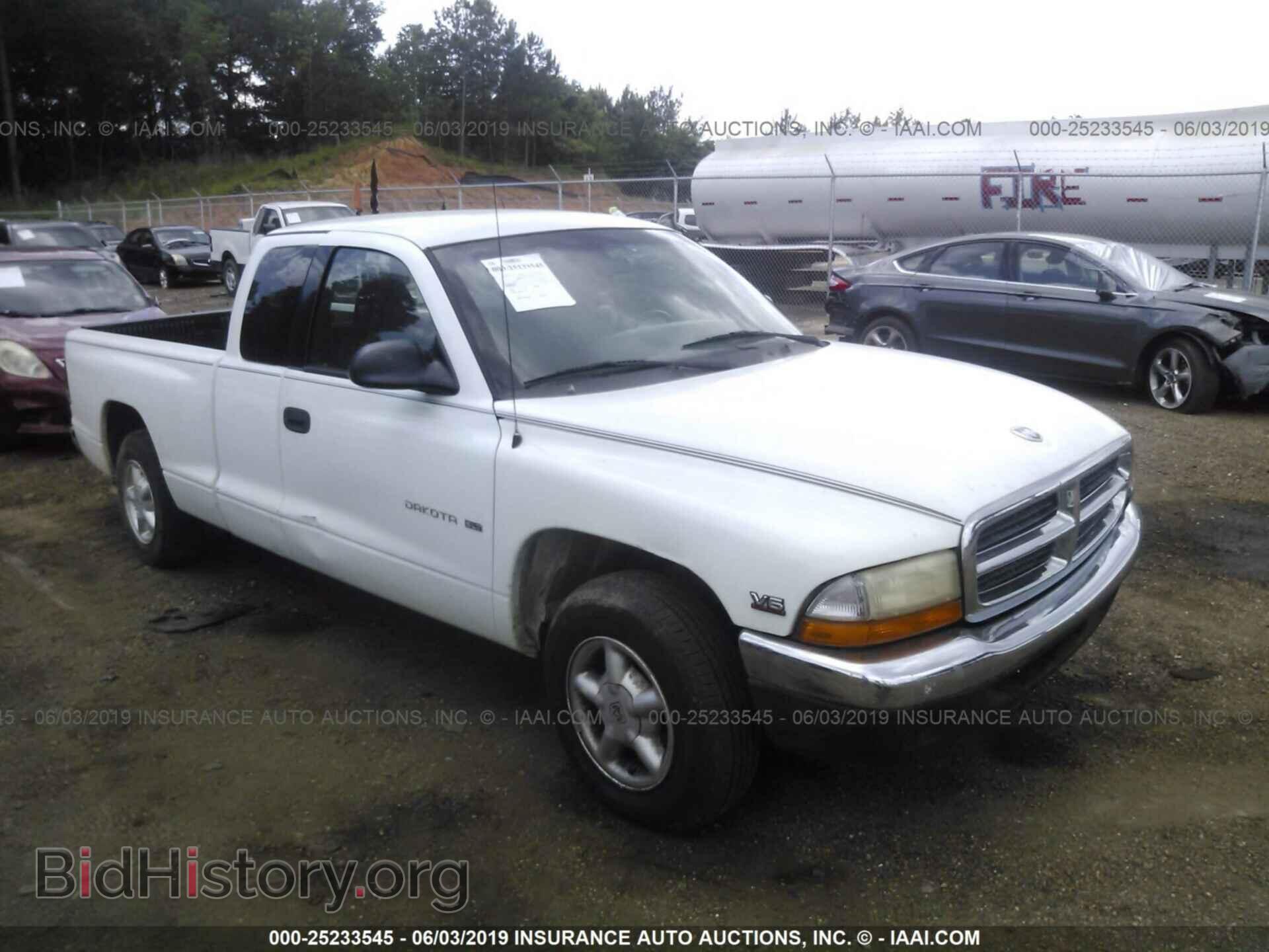 Photo 1B7GL22X9YS751111 - DODGE DAKOTA 2000