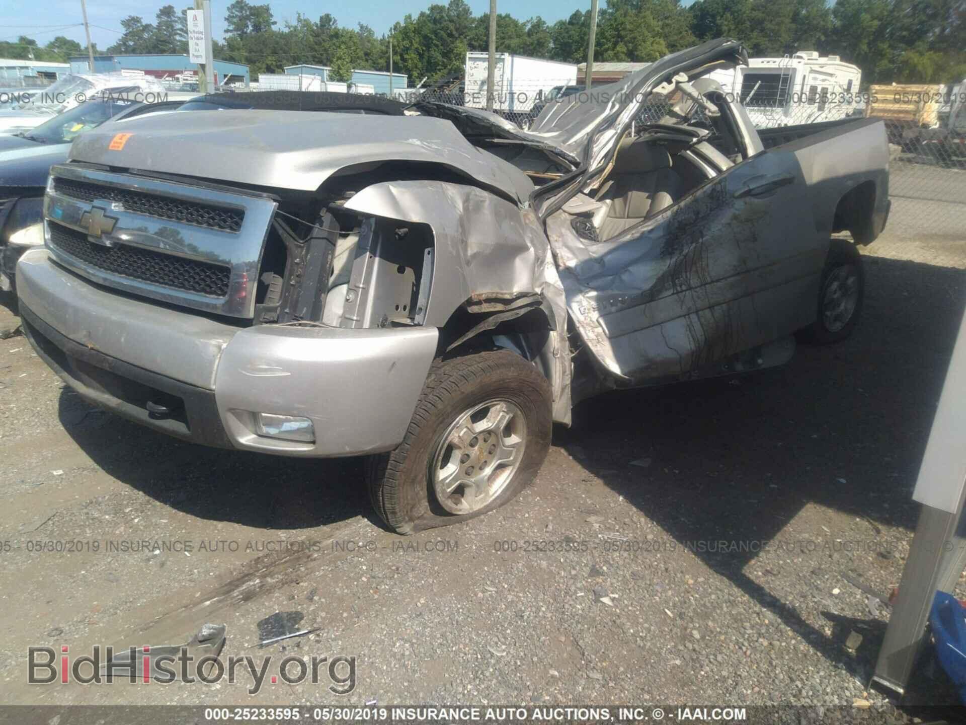 2008 CHEVROLET SILVERADO - VIN: 2GCEC19J981201720 - Фото 2