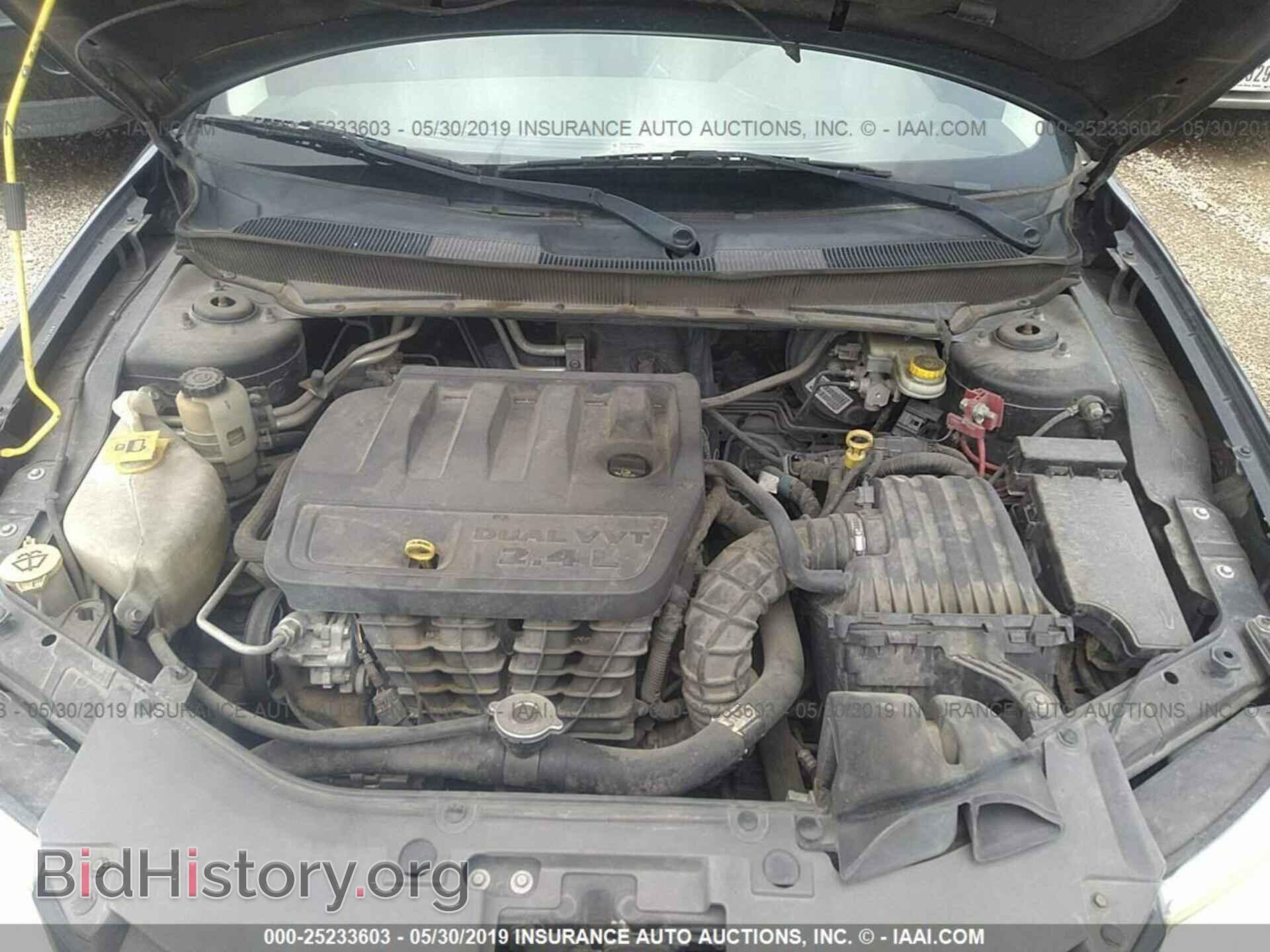 2010 CHRYSLER SEBRING - VIN: 1C3CC5FB9AN212849 - Фото 10
