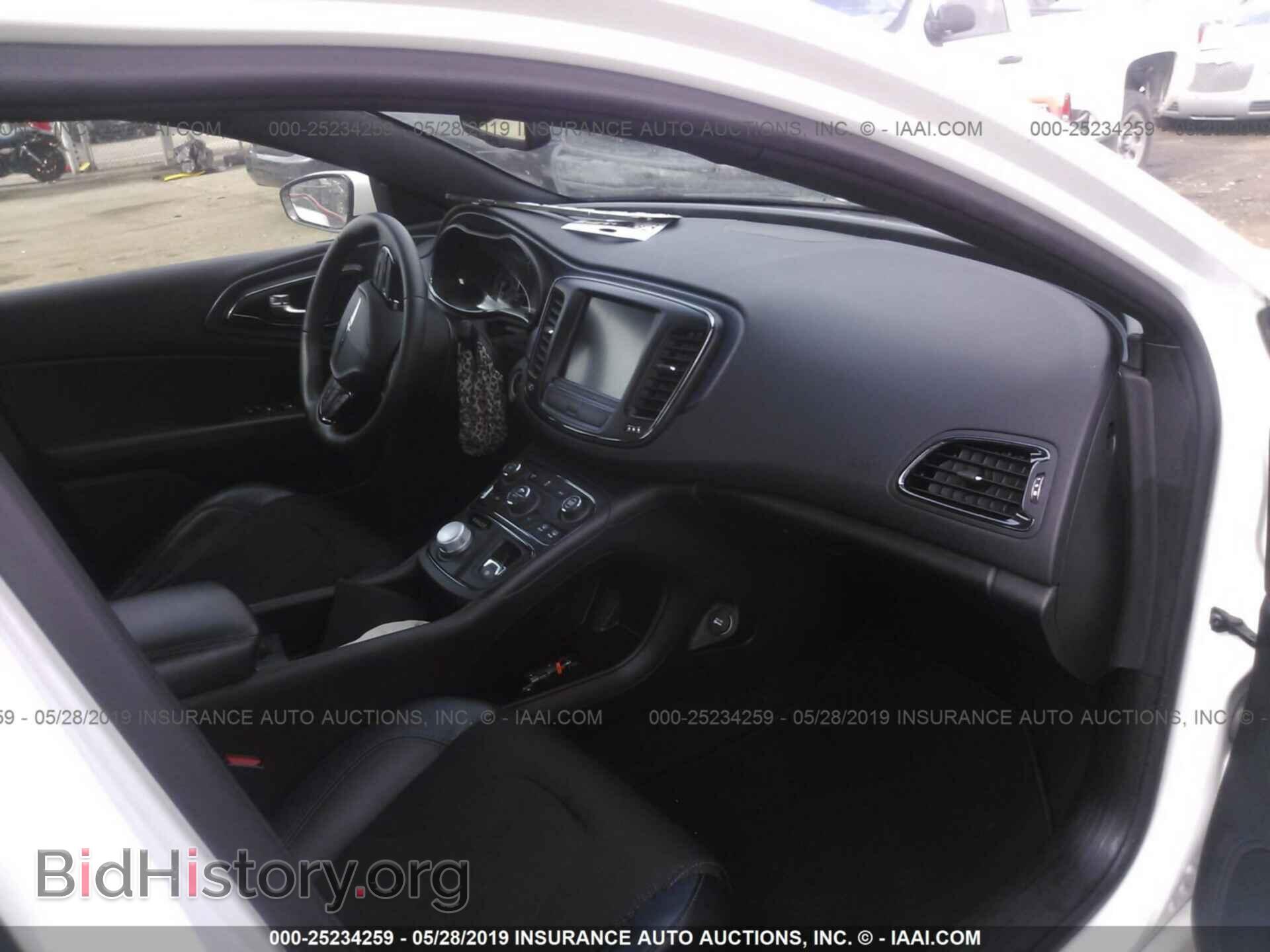 2016 CHRYSLER 200 - VIN: 1C3CCCBB8GN150024 - Photo 5