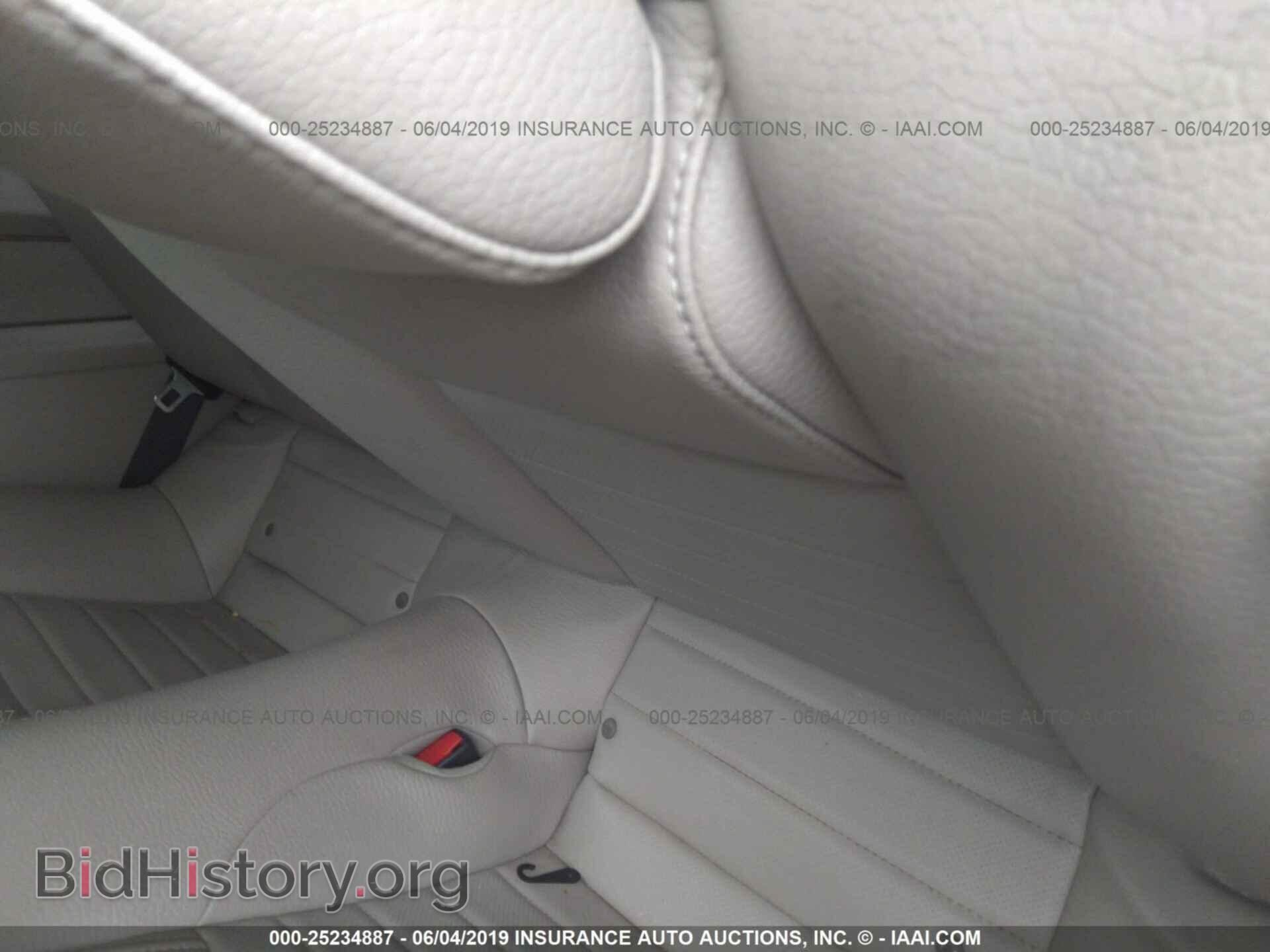 2011 FORD MUSTANG - VIN: 1ZVBP8AM8B5101942 - Фото 8