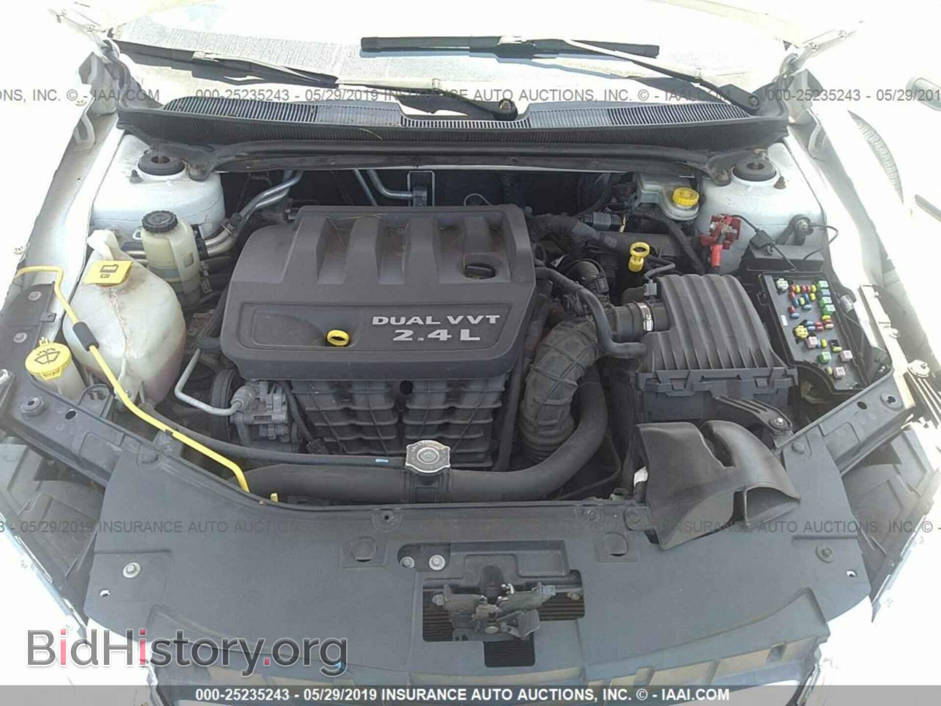 2013 CHRYSLER 200 - VIN: 1C3CCBBB0DN721821 - Photo 10