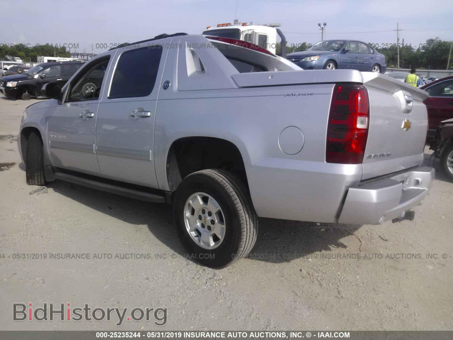 2013 CHEVROLET AVALANCHE - VIN: 3GNMCEE08DG134732 - Фото 3