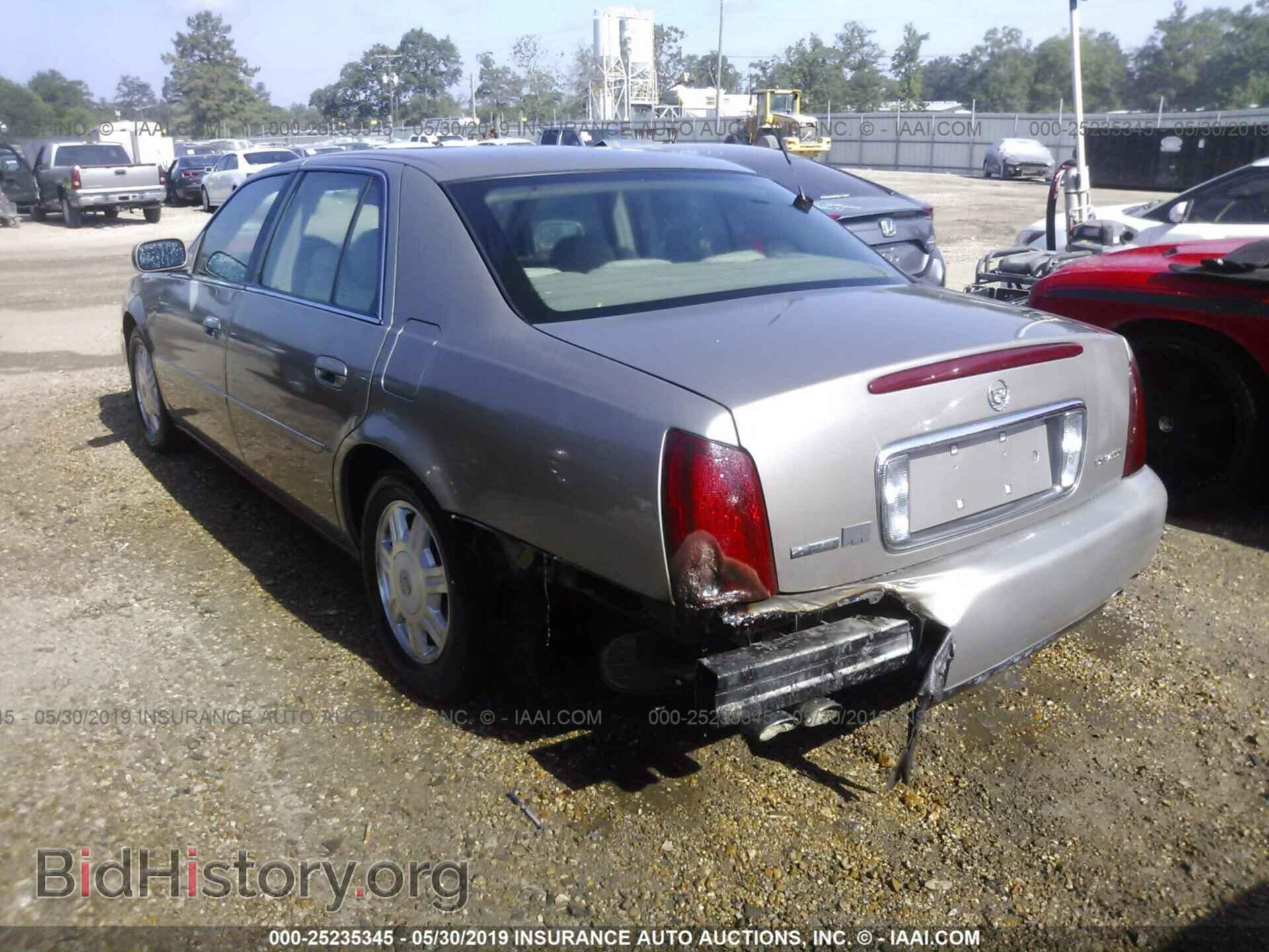 2004 CADILLAC DEVILLE - VIN: 1G6KD54Y24U211597 - Photo 3