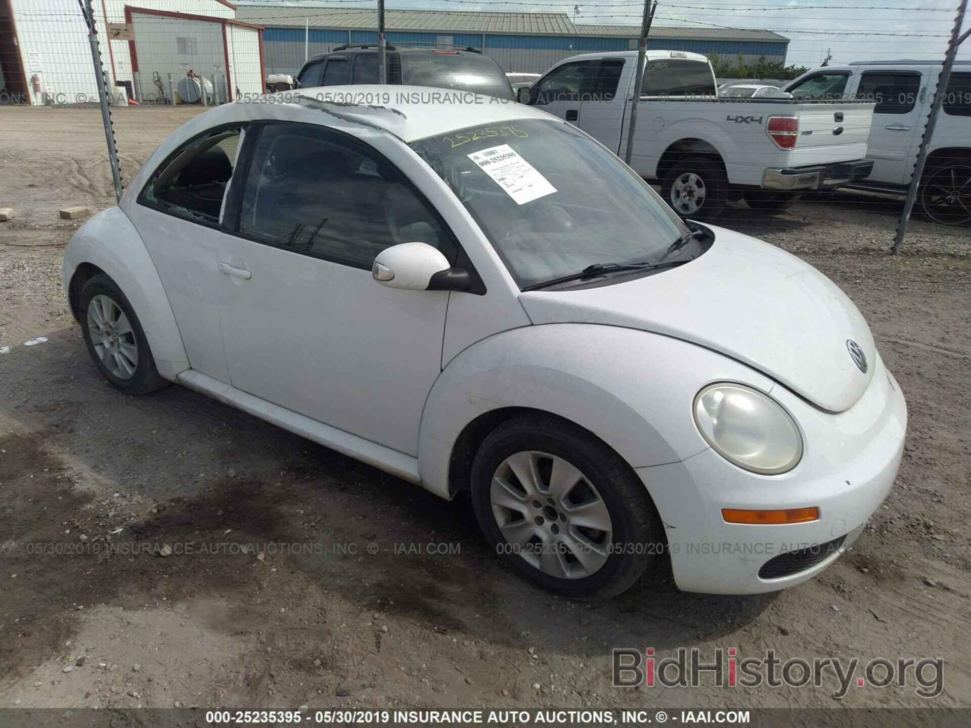 Photo 3VWPW31C39M512432 - VOLKSWAGEN NEW BEETLE 2009