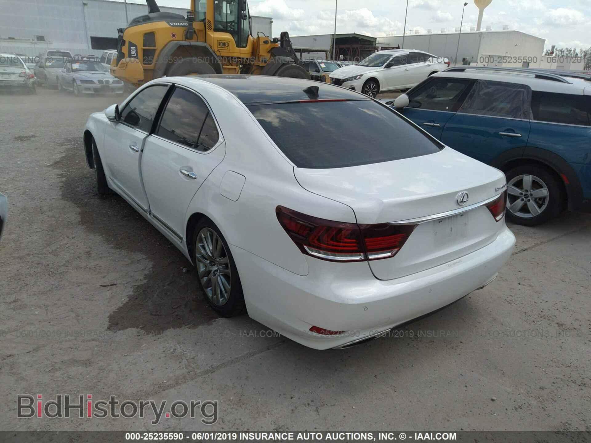 2014 LEXUS LS - VIN: JTHBL1EF0E5126810 - Photo 3