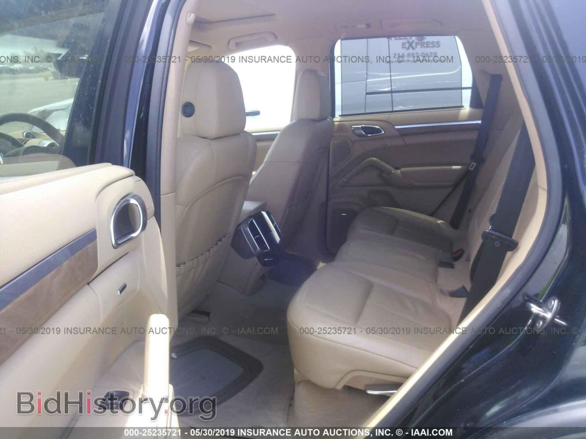 2012 PORSCHE CAYENNE - VIN: WP1AE2A29CLA92051 - Фото 8