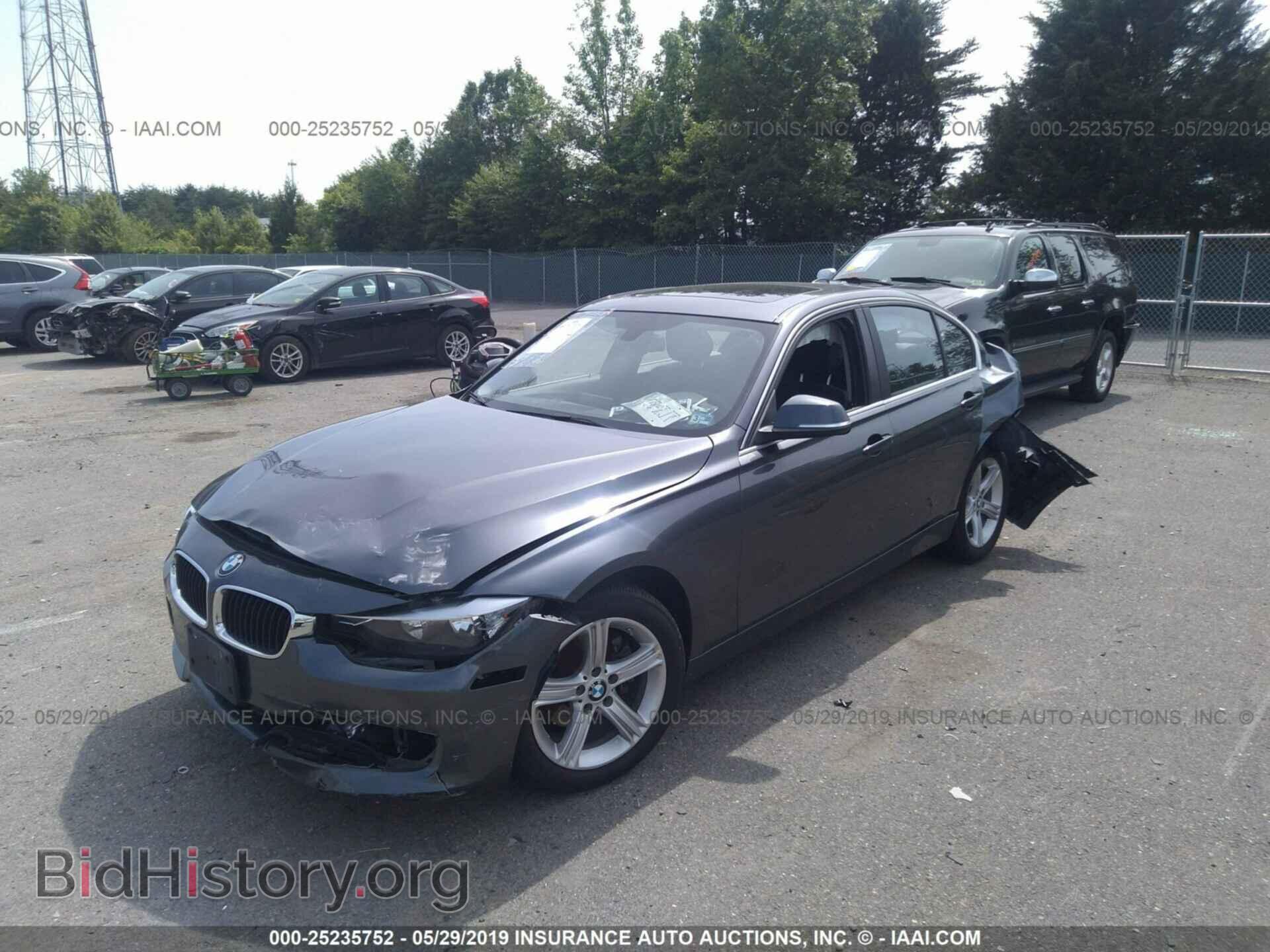 2015 BMW 328 - VIN: WBA3A5G55FNS82105 - Фото 2