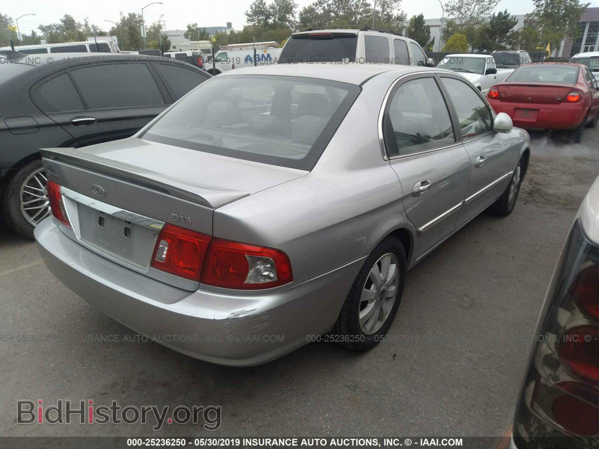 2005 KIA OPTIMA - VIN: KNAGD128555434322 - Фото 4